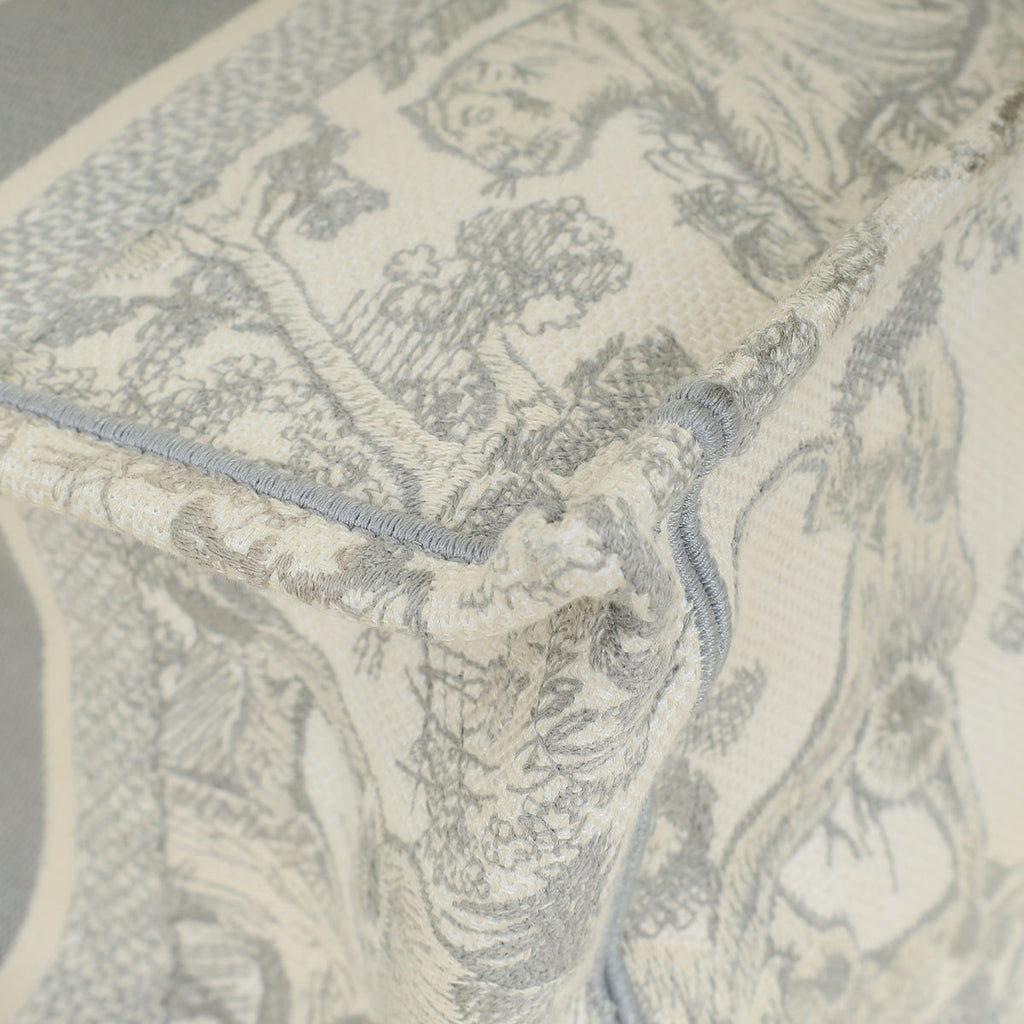 Christian Dior Bicolor Toile De Jouy Book Tote Medium Bag