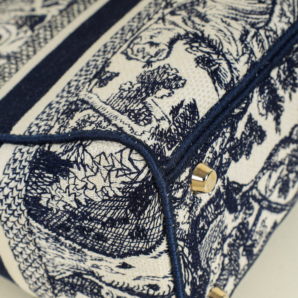 Christian Dior Bicolor Toile De Jouy Lady D-Lite Medium Bag