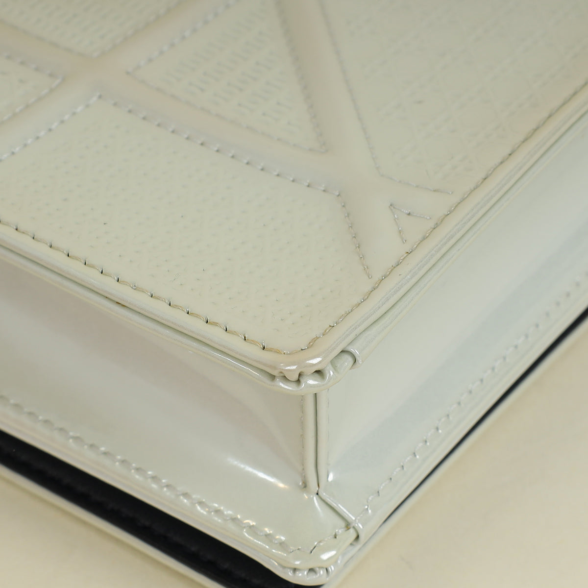 Christian Dior Metallic White Micro Cannage Diorama Wallet On Chain