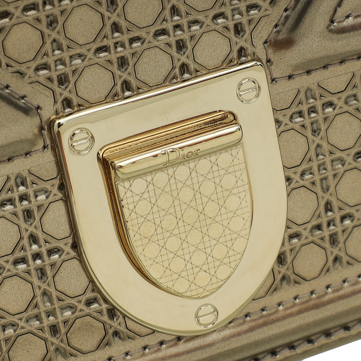 Christian Dior Champaign Diorama Microcannage Wallet On Chain
