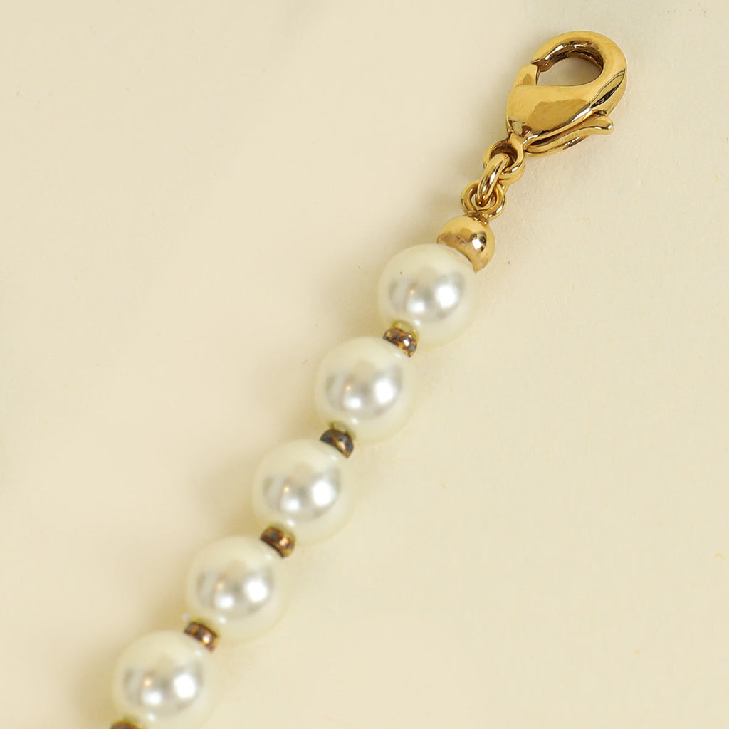 Christian Dior White 30 Montaigne Short Necklace
