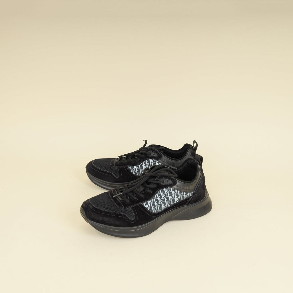 Christian Dior Black B25 Runner Sneaker 43