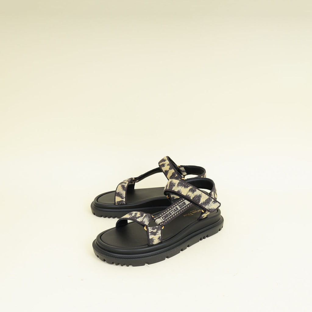 Christian Dior Bicolor Mizza Cotton Embroidered D-Wave Sandal 38