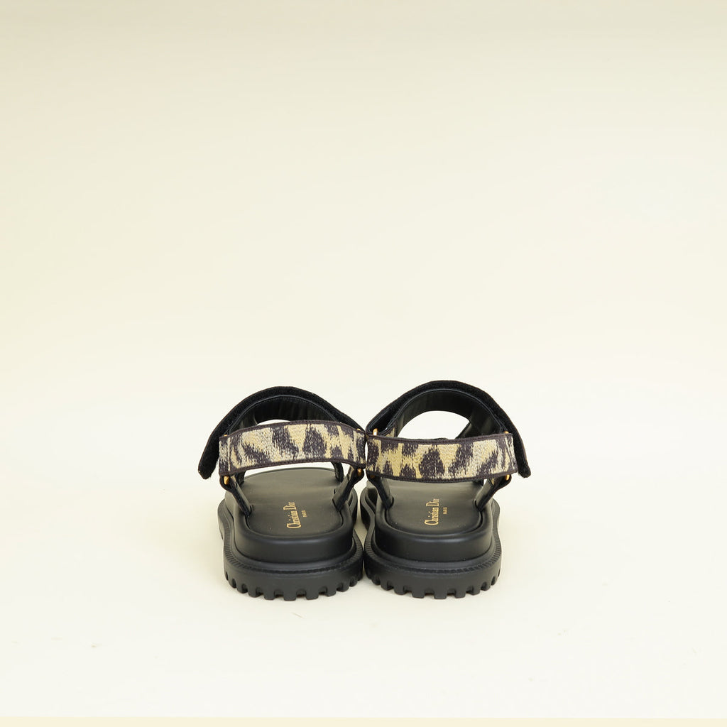 Christian Dior Bicolor Mizza Cotton Embroidered D-Wave Sandal 38