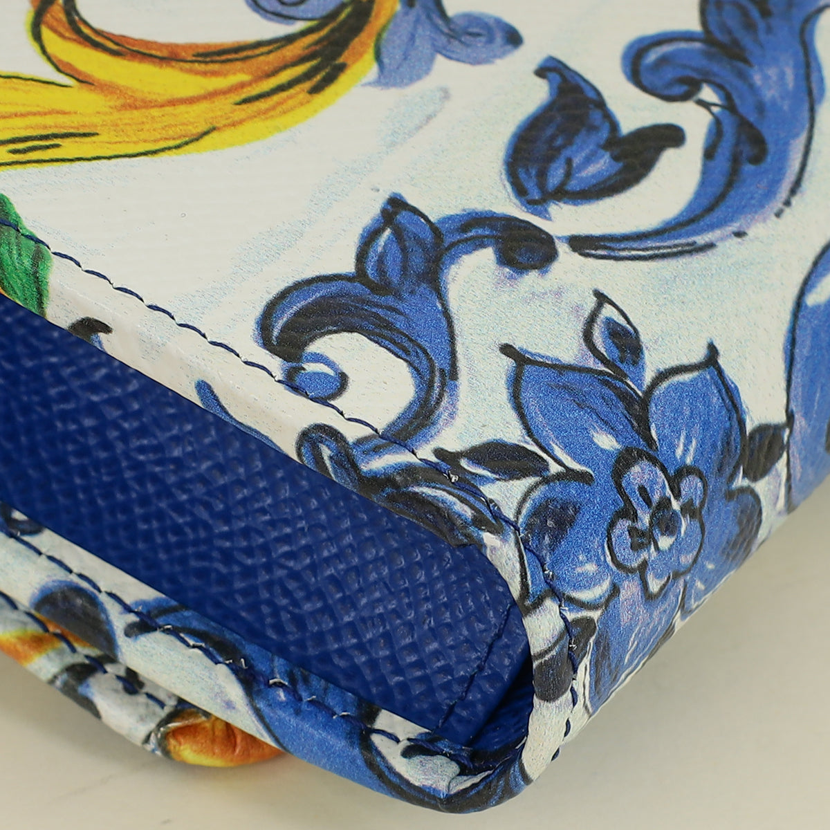 Dolce & Gabbana Blue Multicolor Miss Sicily Von Majolica Print Dauphine Crossbody Chain Bag