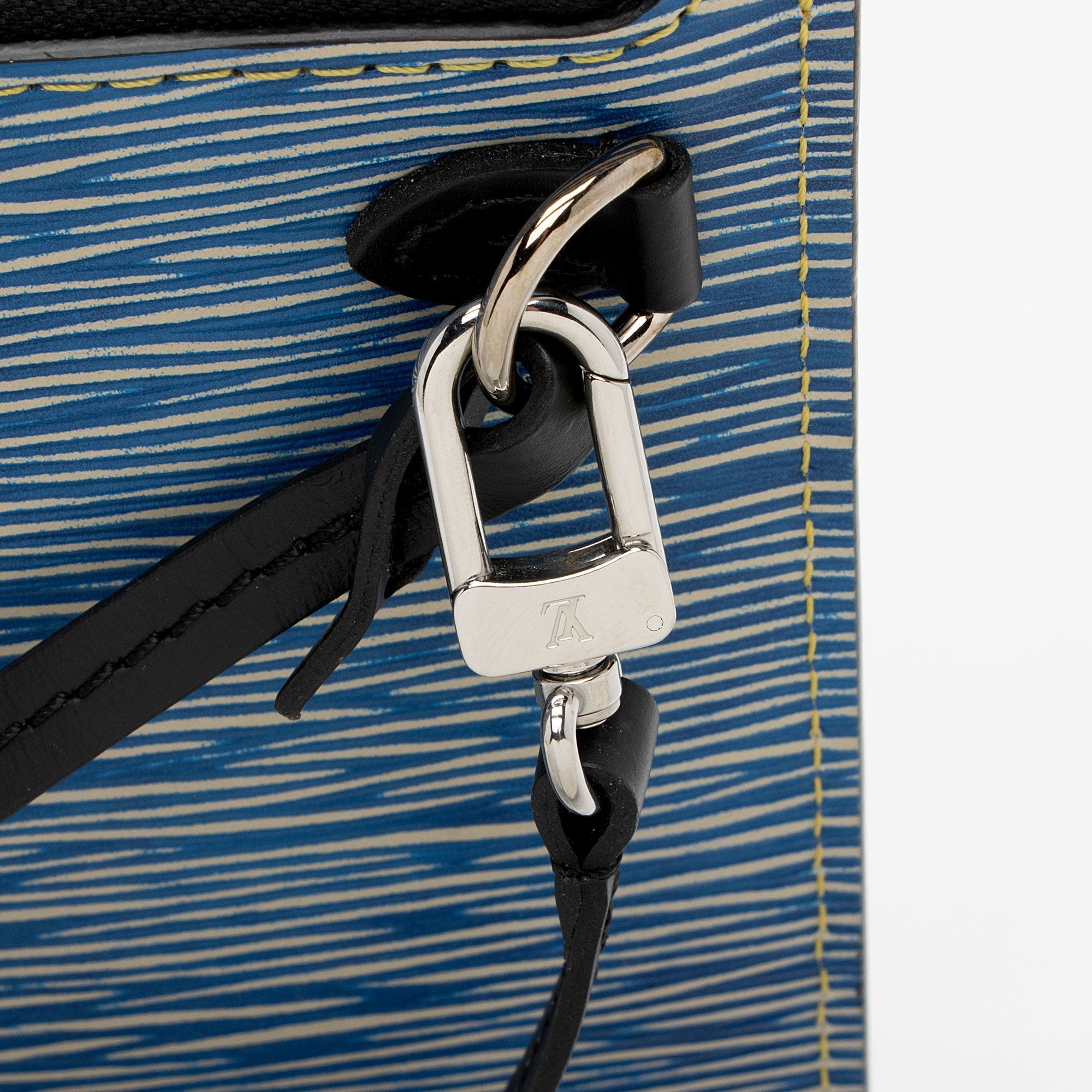 Louis Vuitton Epi Leather Neverfull MM Pochette (SHF-YEbuq5)