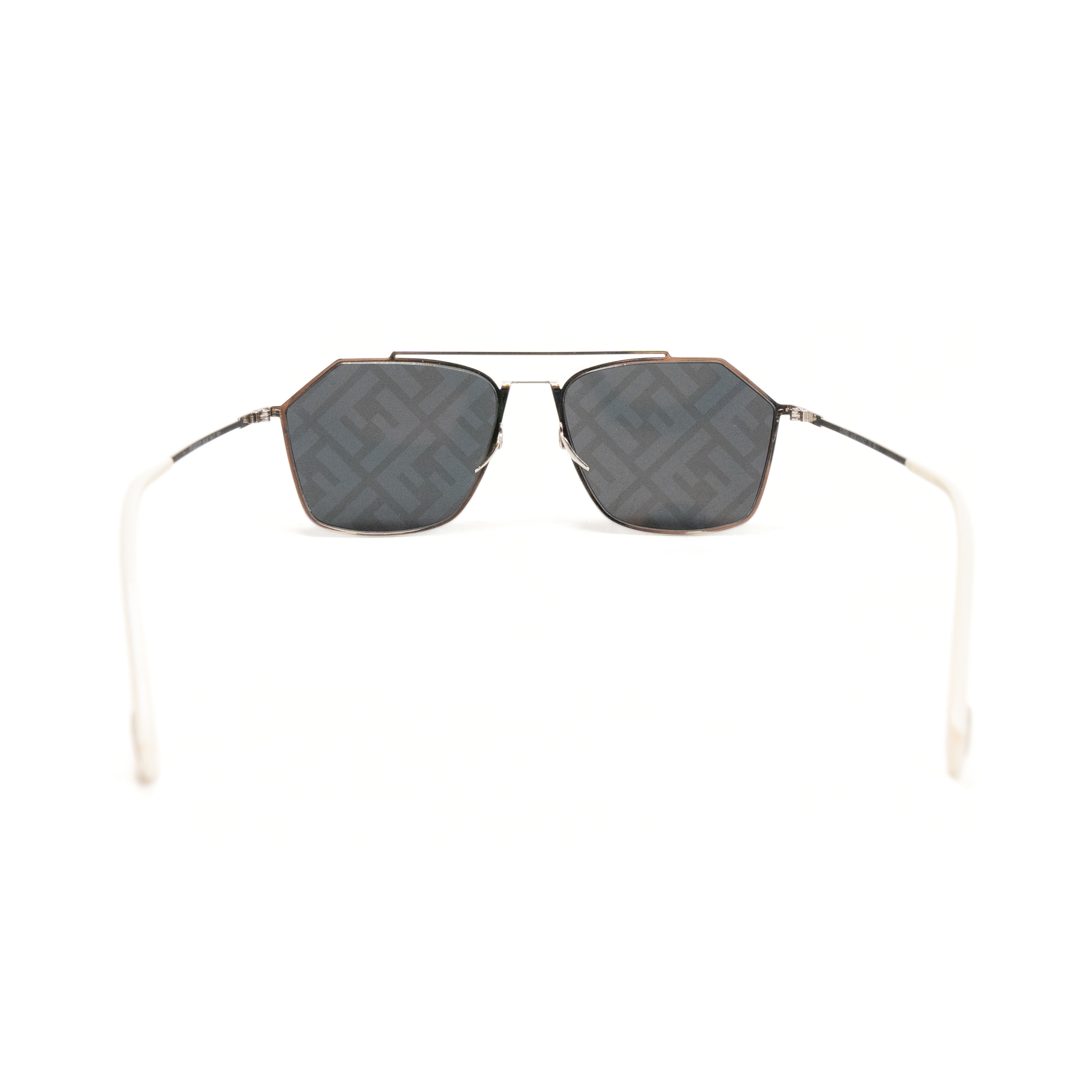 Fendi 'Eyeline Square Aviator Logo' Sunglasses
