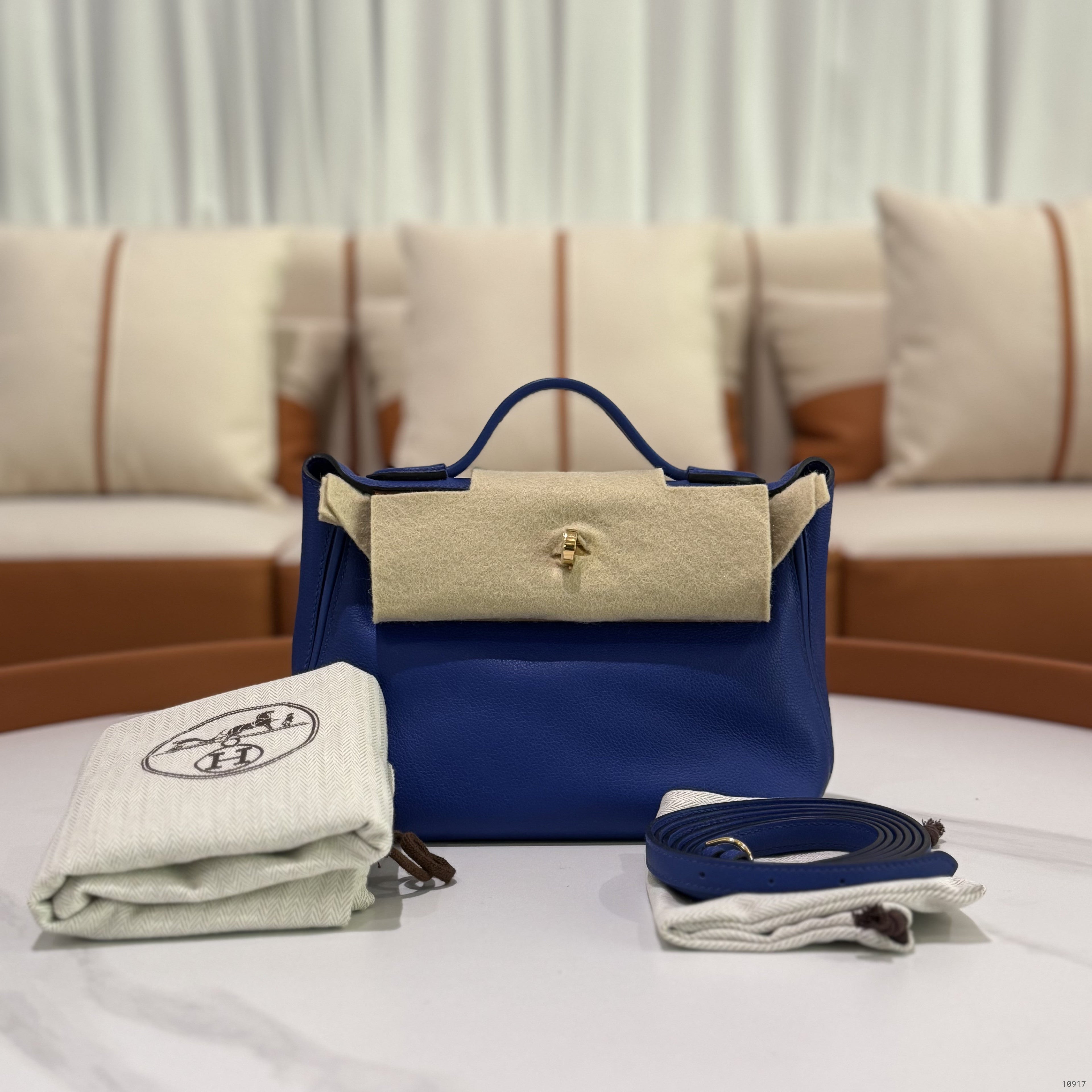 HERMÈS 2424 MINI BAG – BLUE LEATHER COMBINATION STAMP U