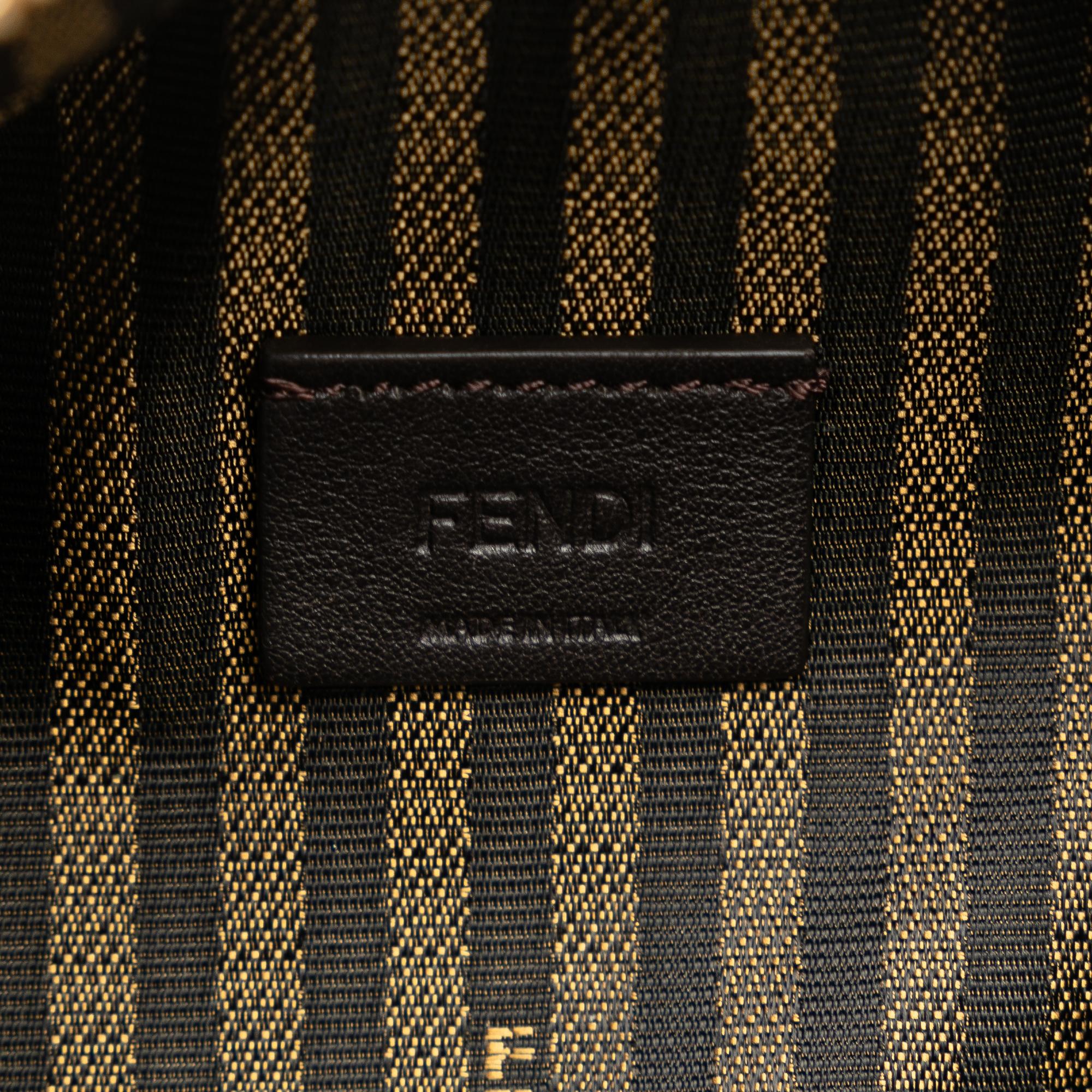 Fendi Calfskin Selleria Triangle Shoulder Bag (SHG-PYwPIP)