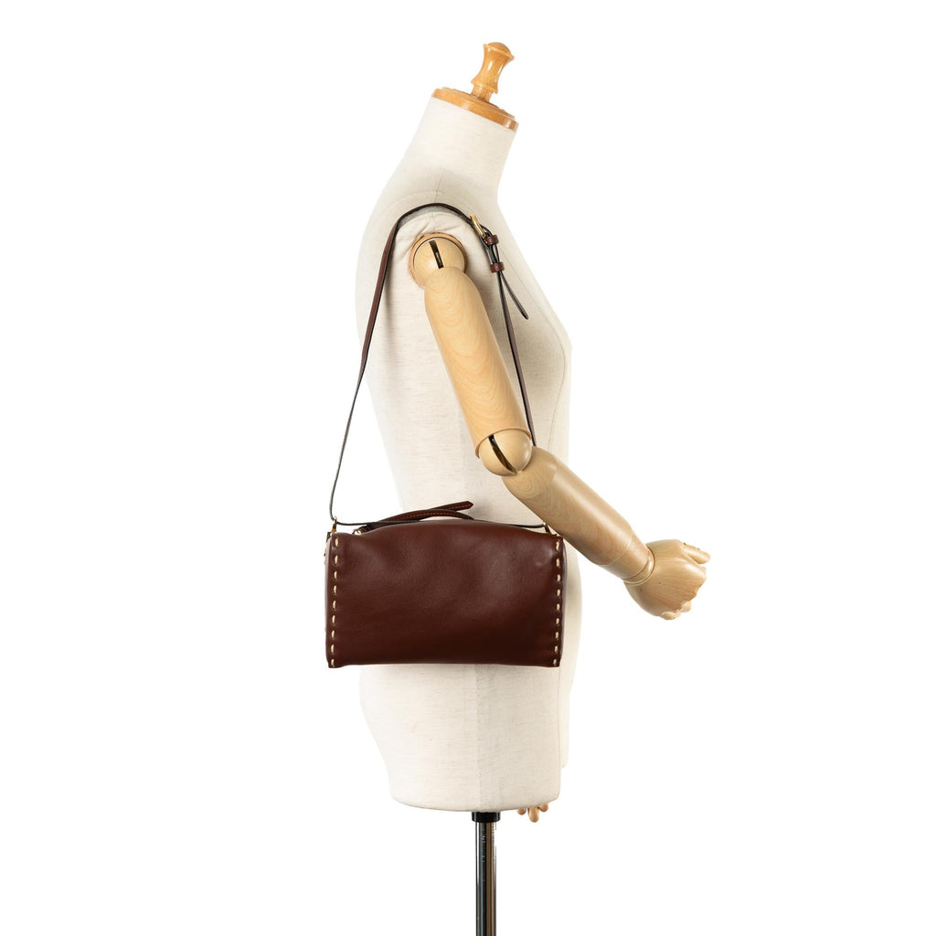 Fendi Calfskin Selleria Triangle Shoulder Bag (SHG-PYwPIP)