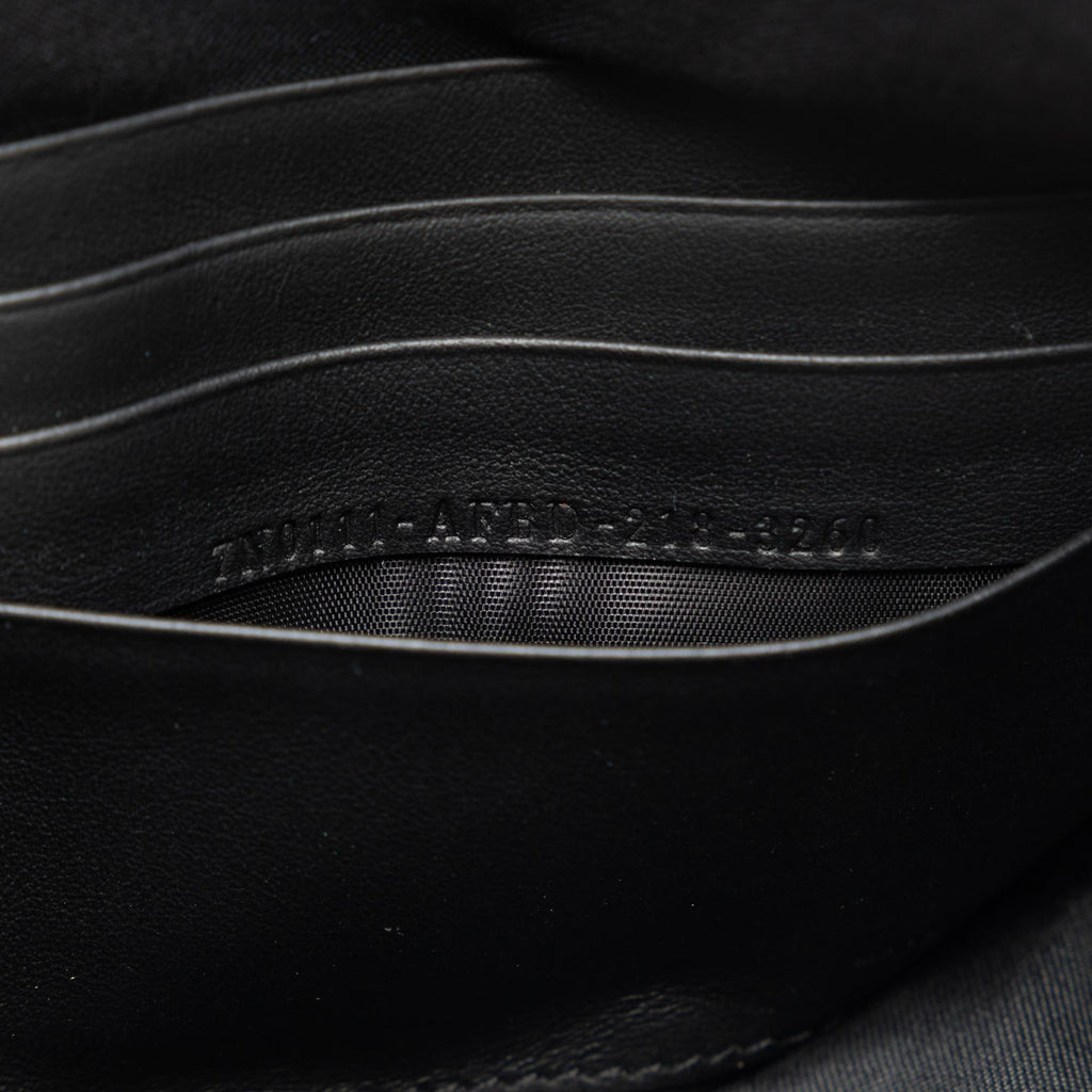 Fendi Canvas Roma Clutch (SHG-oJP68f)