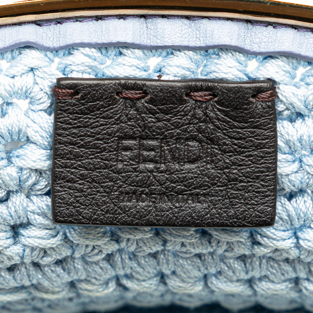 Fendi Crochet Baguette Phone Bag (SHG-MmCVjm)