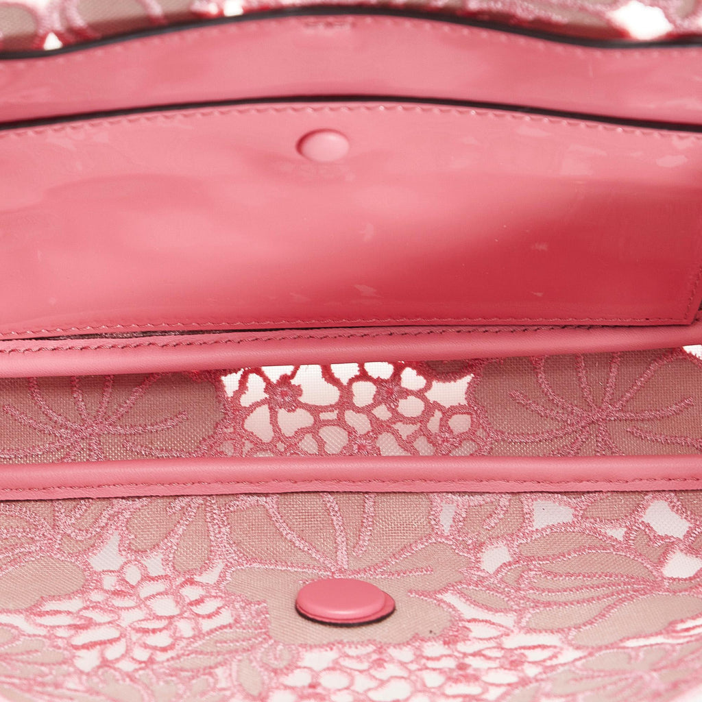 Fendi Embroidered Lace Baguette (SHG-PcQc93)