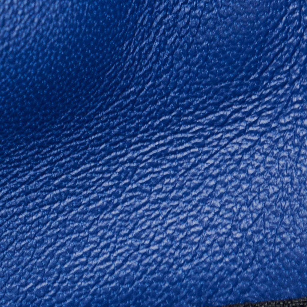 Fendi FF Embossed Baguette (SHG-hKCSA6)