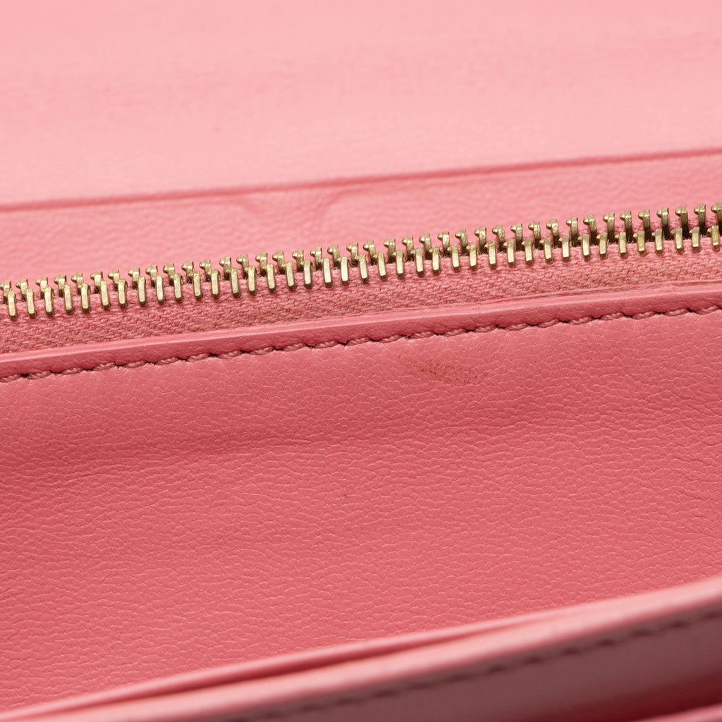 Fendi FF Embossed Calfskin Continental Wallet (SHF-NFEUfq)