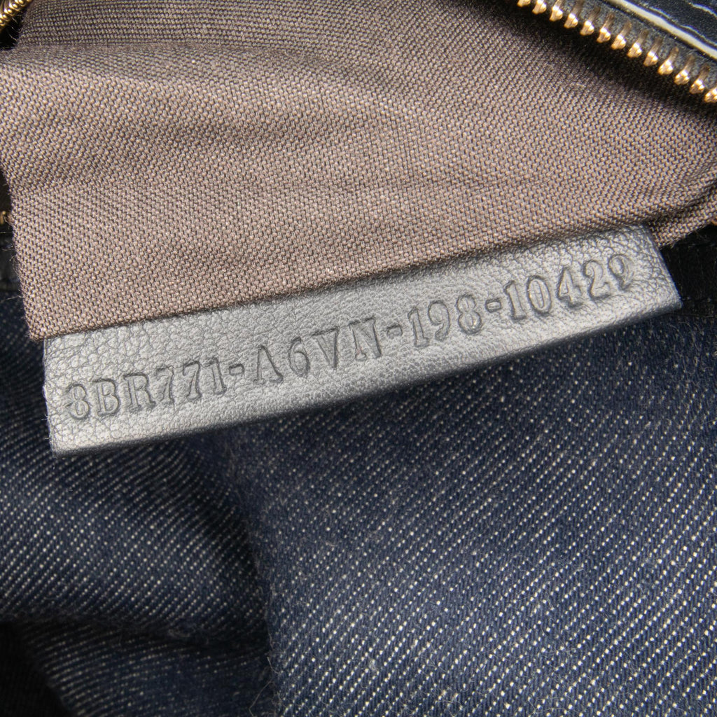 Fendi Large Denim Baguette Satchel (SHG-Oaub87)
