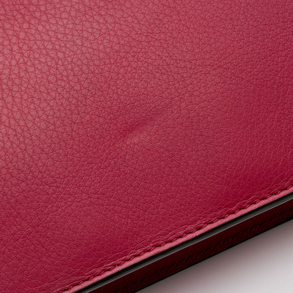 Fendi Leather 2Jours Envelope Clutch (SHF-tw1GaP)