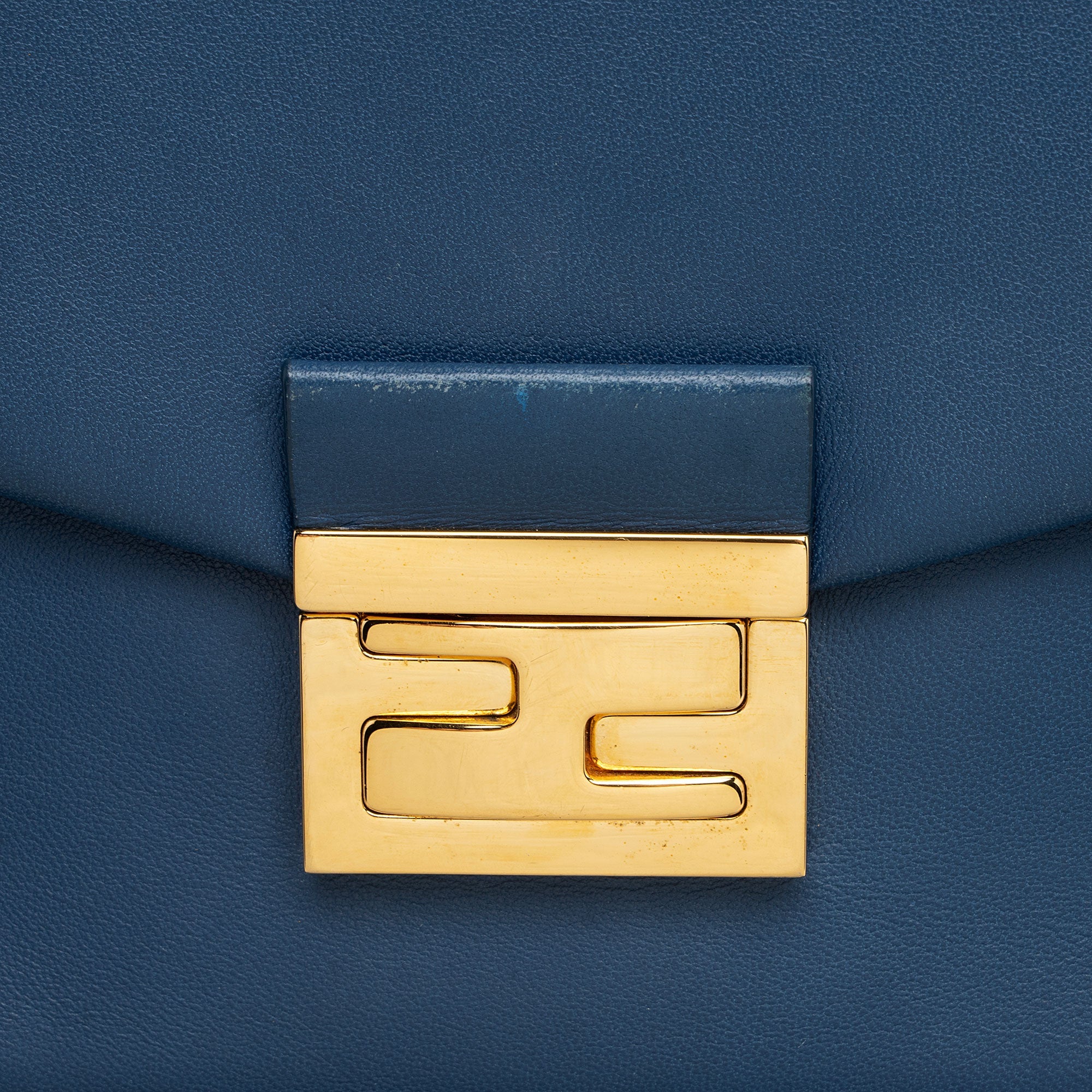 Fendi Leather Be Baguette Shoulder Bag