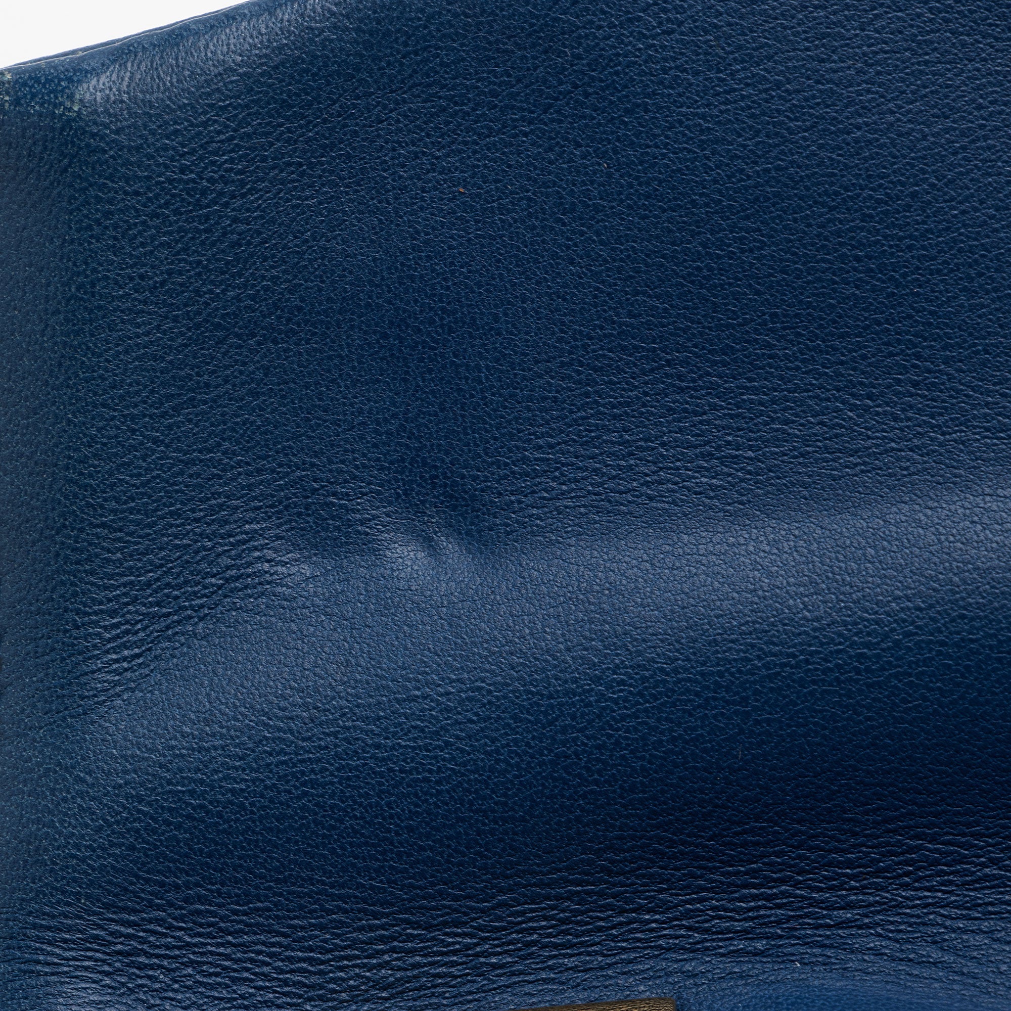 Fendi Leather Be Baguette Shoulder Bag