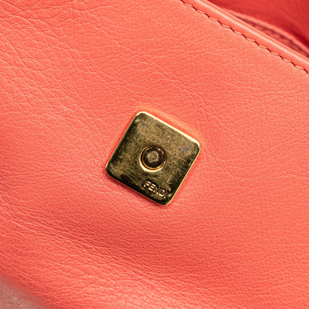 Fendi Leather Fendista Pochette Crossbody (SHG-TOVF1f)