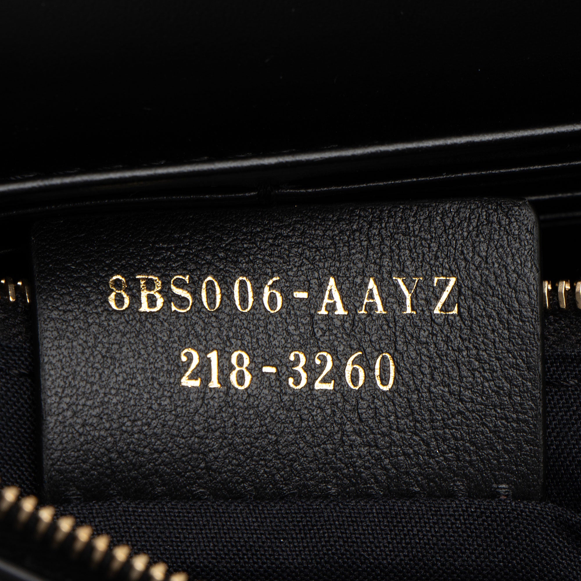 Fendi Embossed Vitello King Logo Wallet on Chain (SHF-23qfv8)