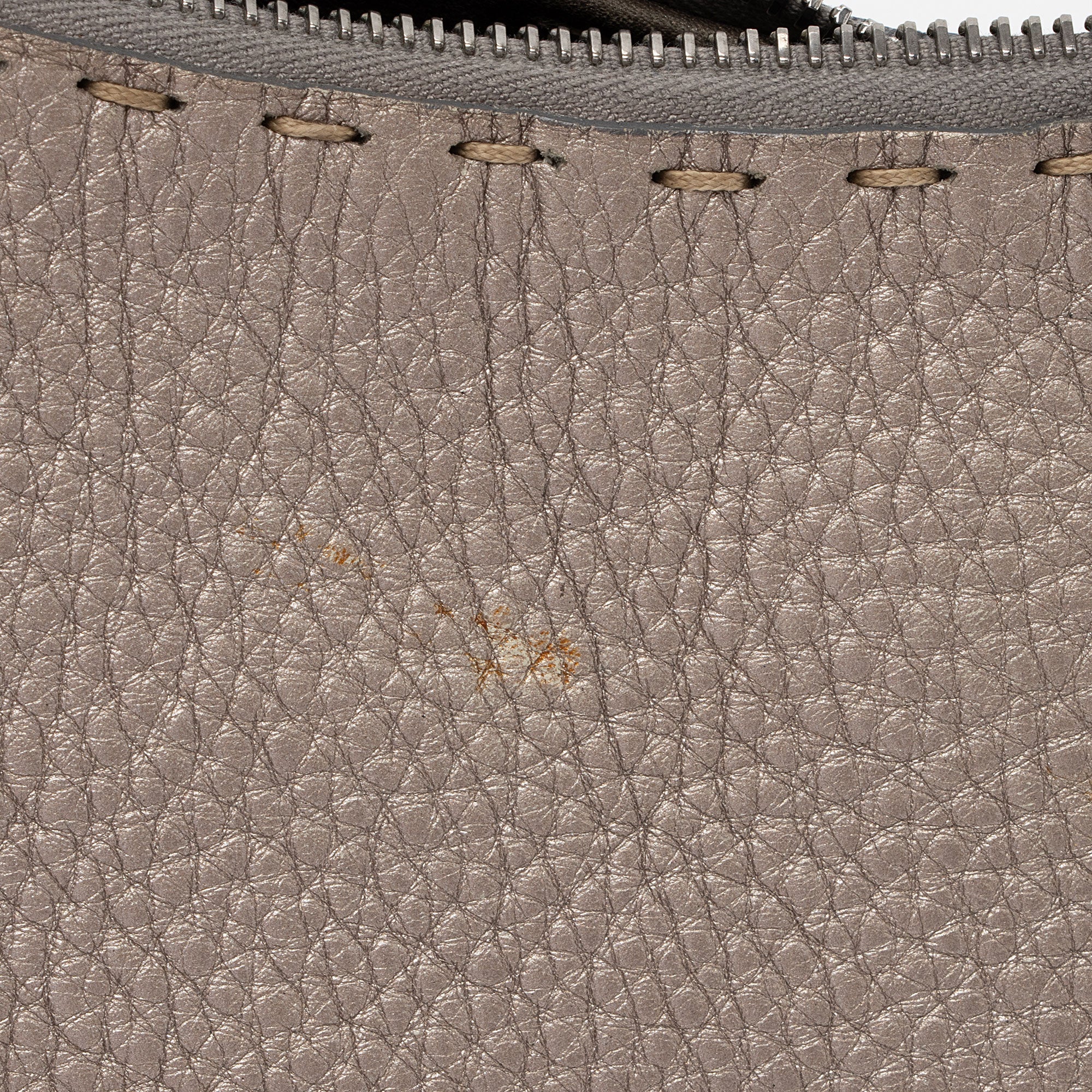 Fendi Leather Selleria Hobo (SHF-HKCQsO)