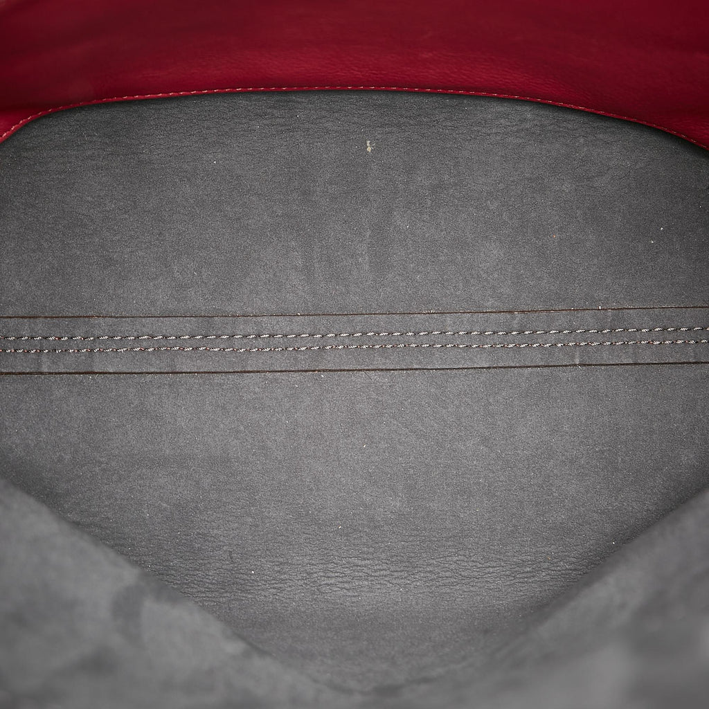 Fendi Leather Shoulder Bag (SHG-24400)