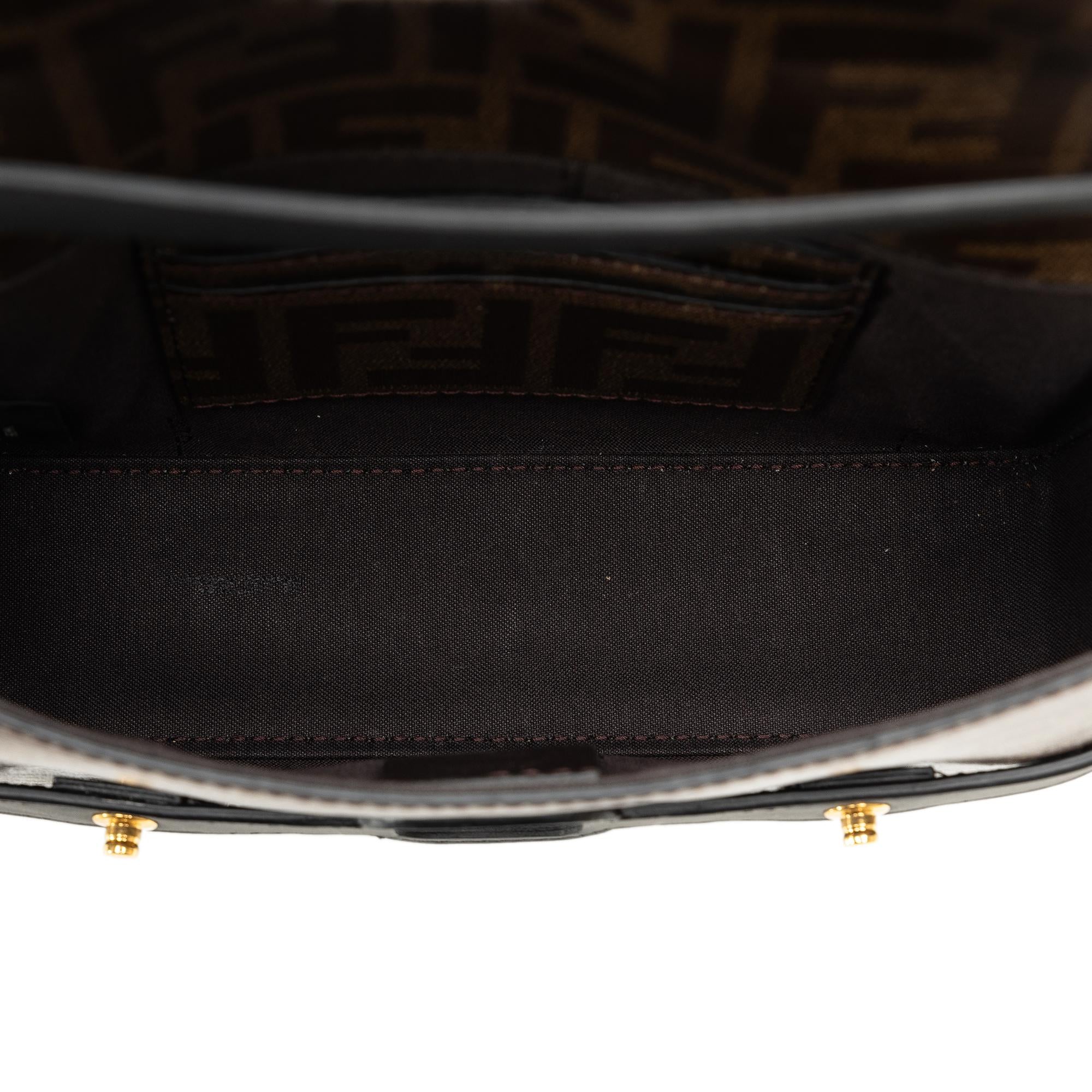 Fendi Mini Zucca Glazed Fabric Cage Baguette (SHG-jAfJja)