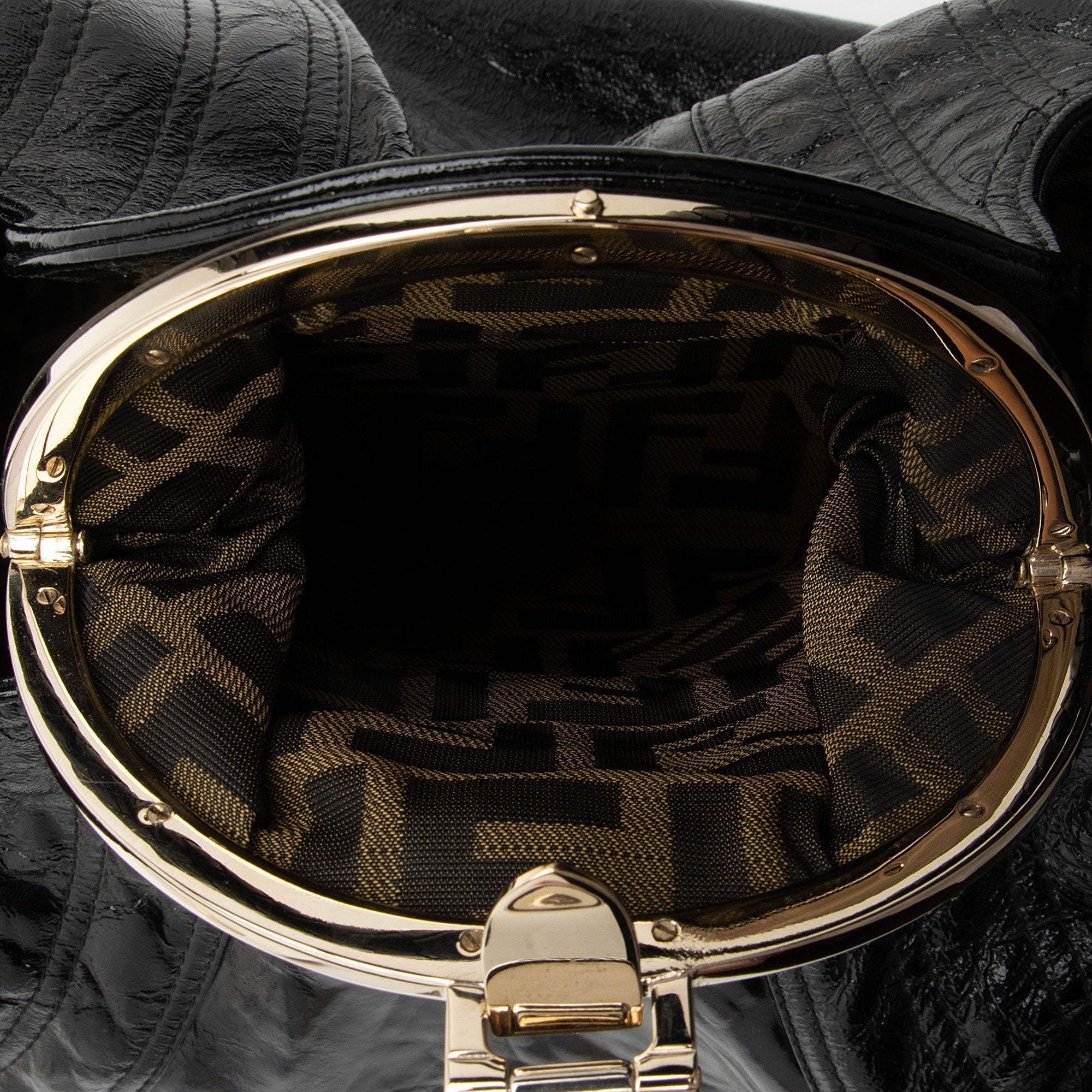 Fendi Patent Leather Spy Satchel (SHF-PigQG6)
