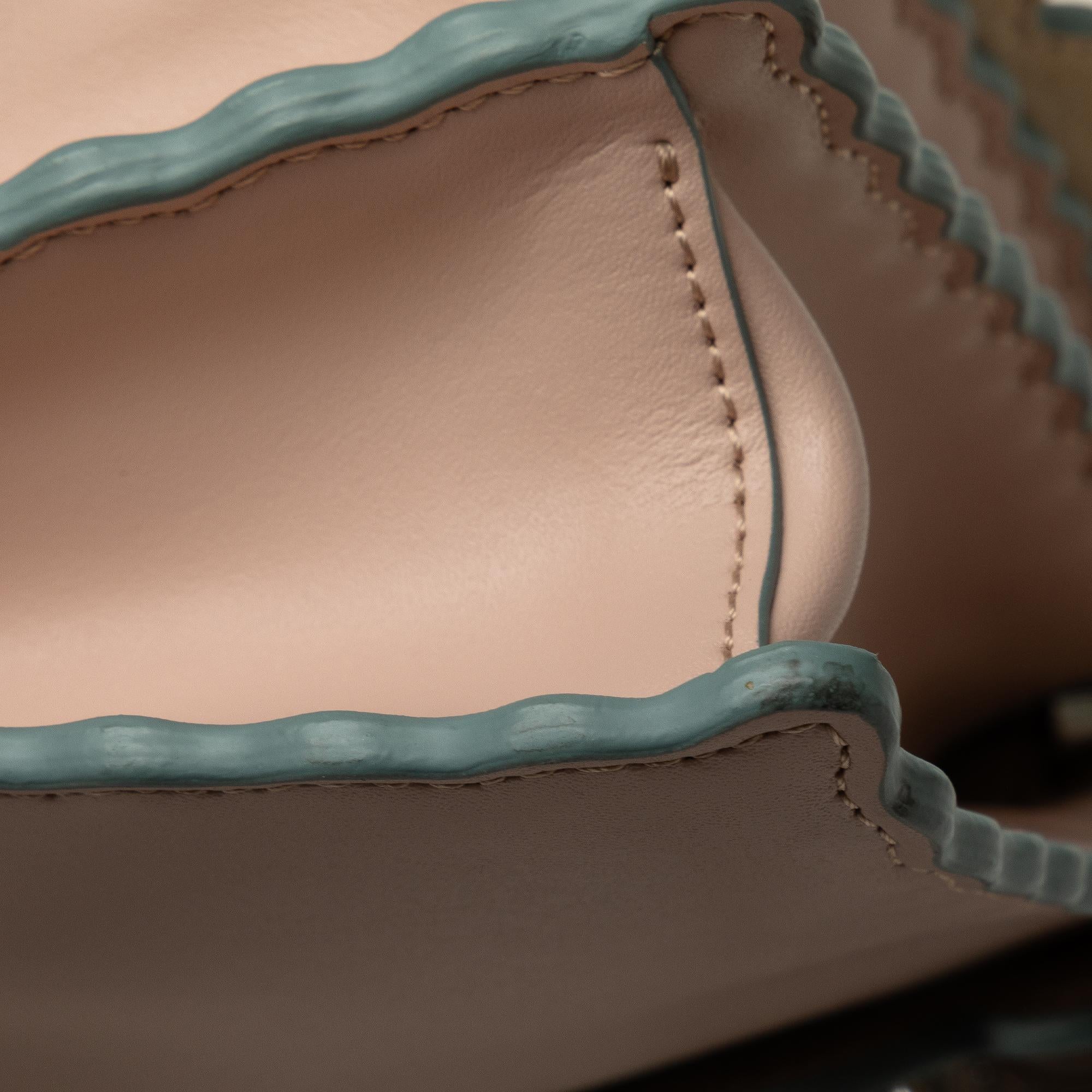 Fendi Scalloped Studded Kan I (SHG-ihHz6S)