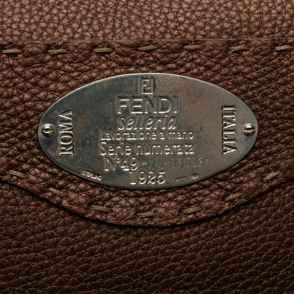 Fendi Selleria Crossbody (SHG-gpwJCH)
