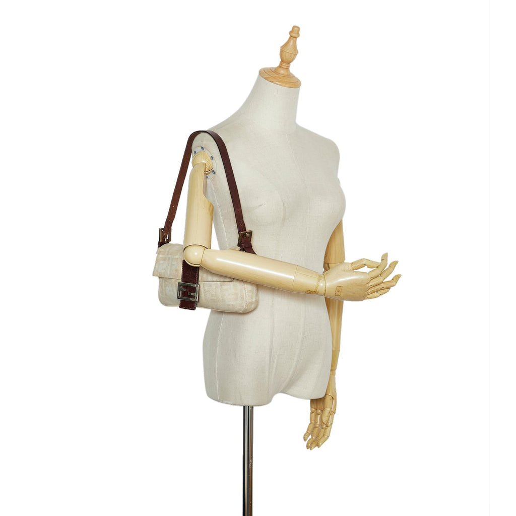 Fendi Zucca Baguette (SHG-ual5pd)