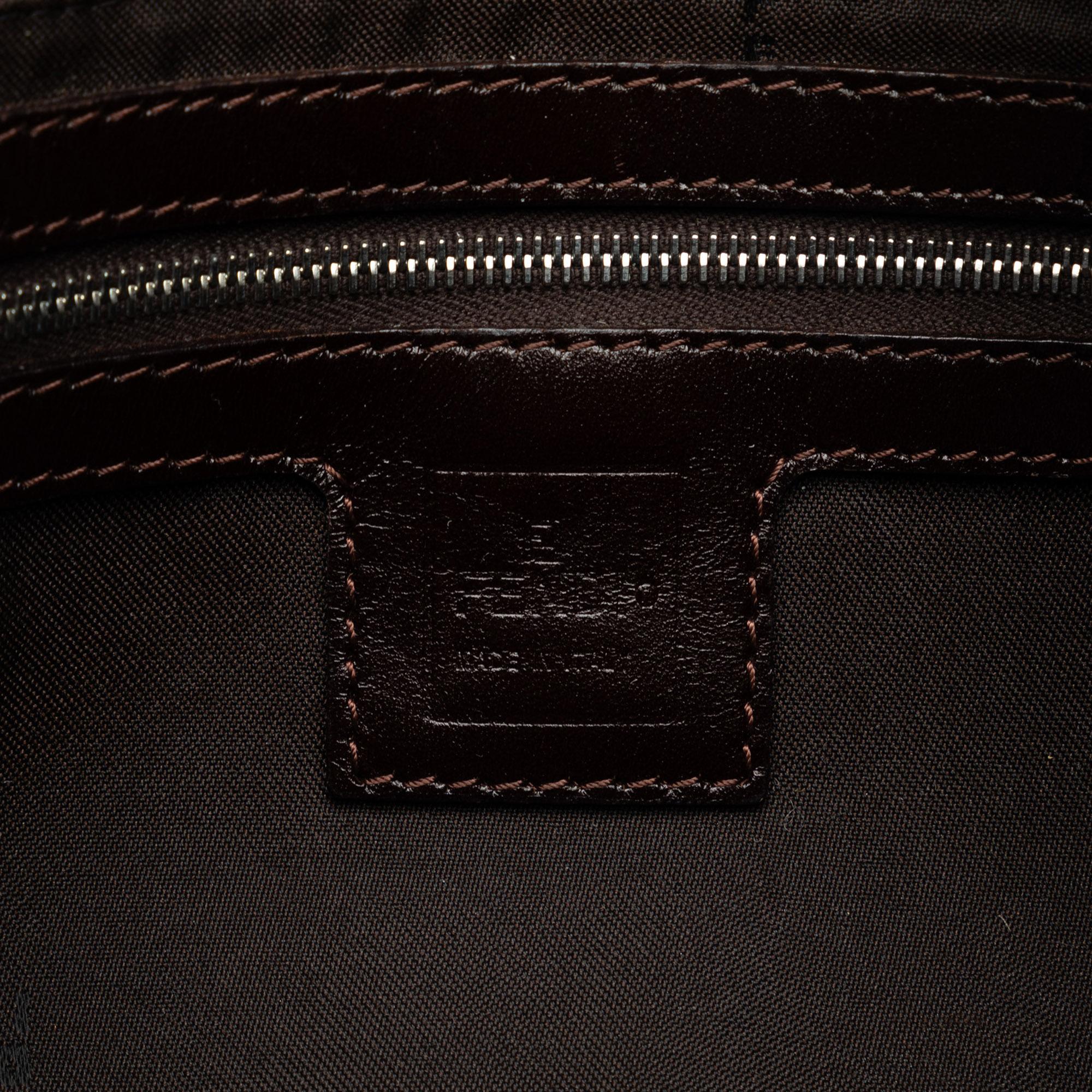 Fendi Zucca Canvas Baguette (SHG-3KbD7q)