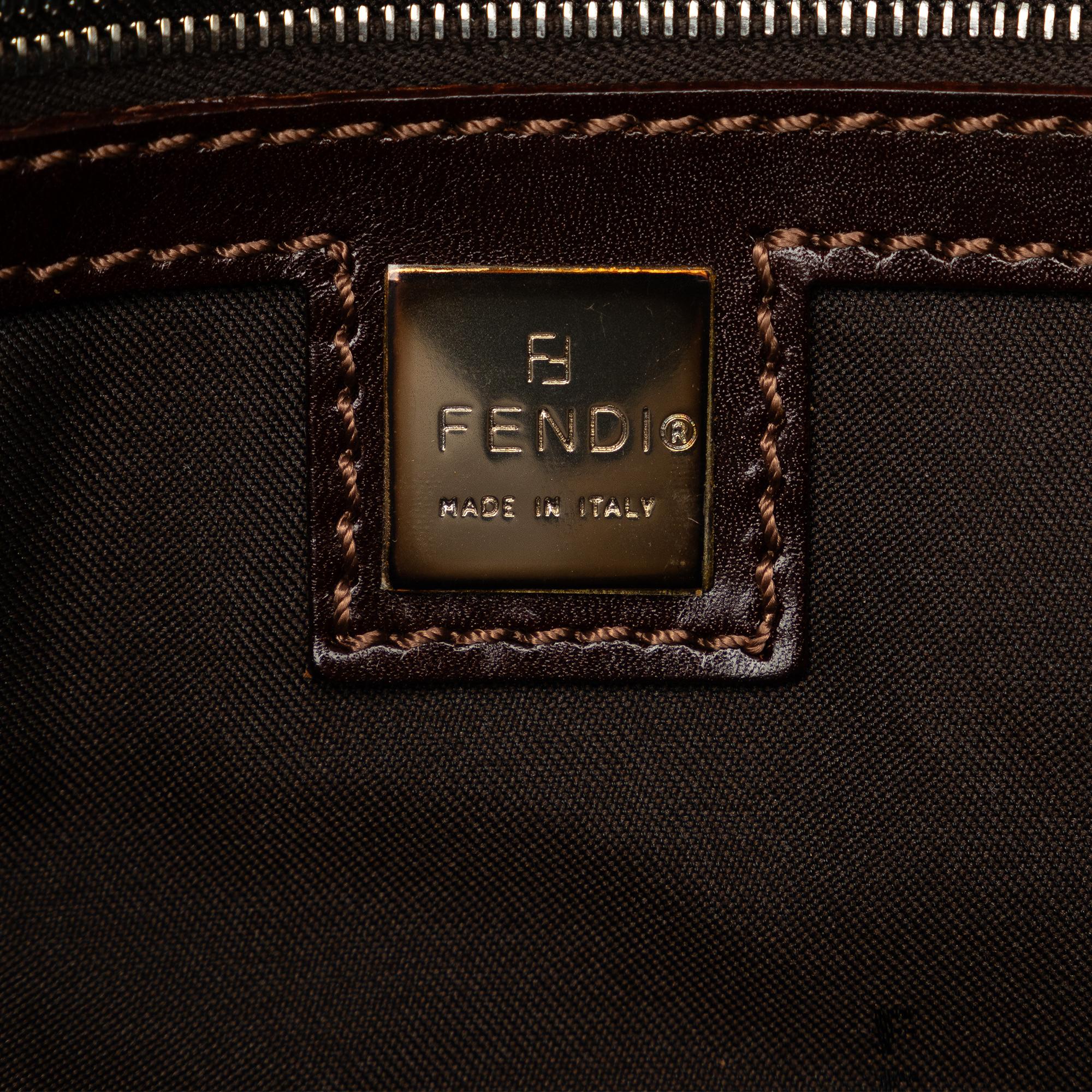 Fendi Zucca Canvas Baguette (SHG-fAm0zf)