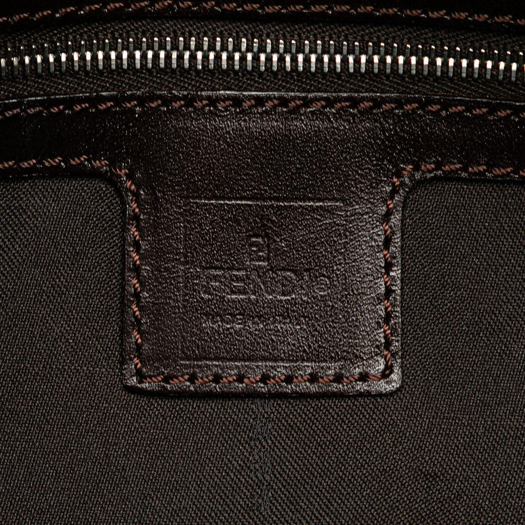 Fendi Zucca Canvas Baguette (SHG-AQHo7D)