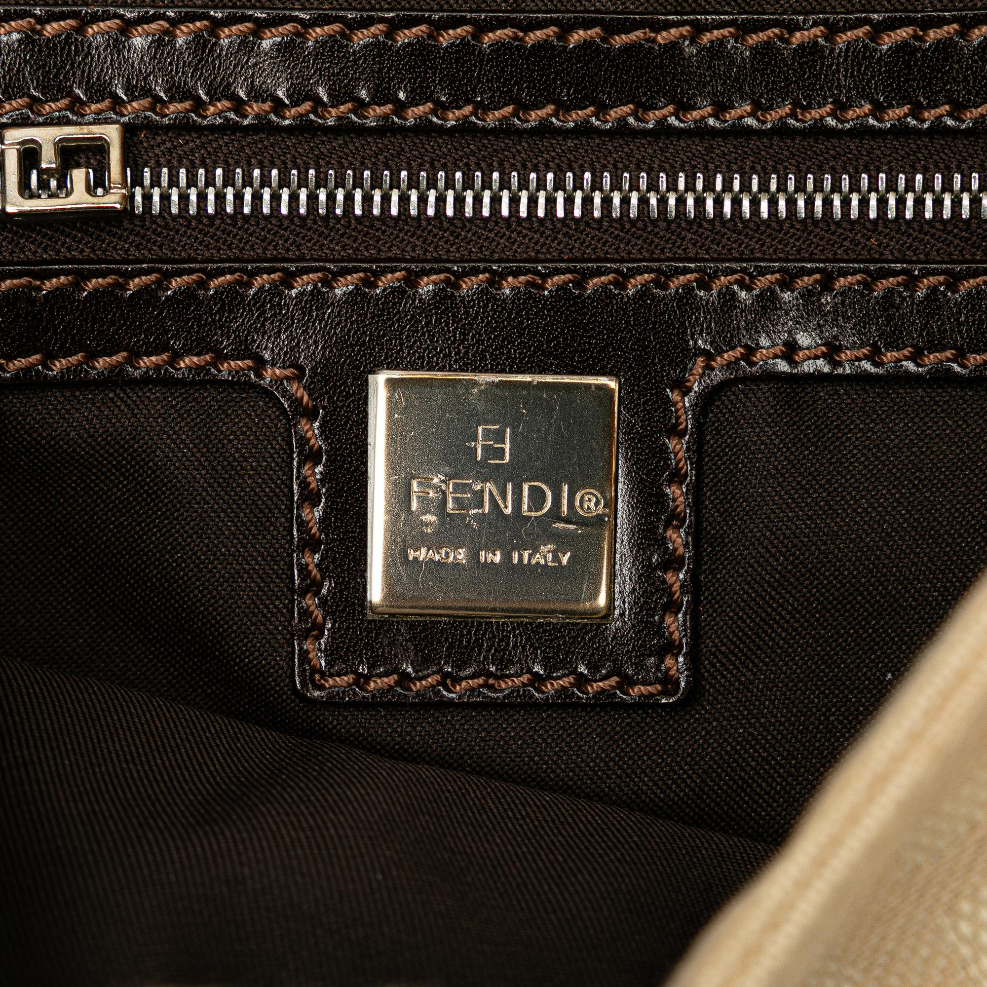 Fendi Zucca Canvas Baguette (SHG-NT8ZQs)