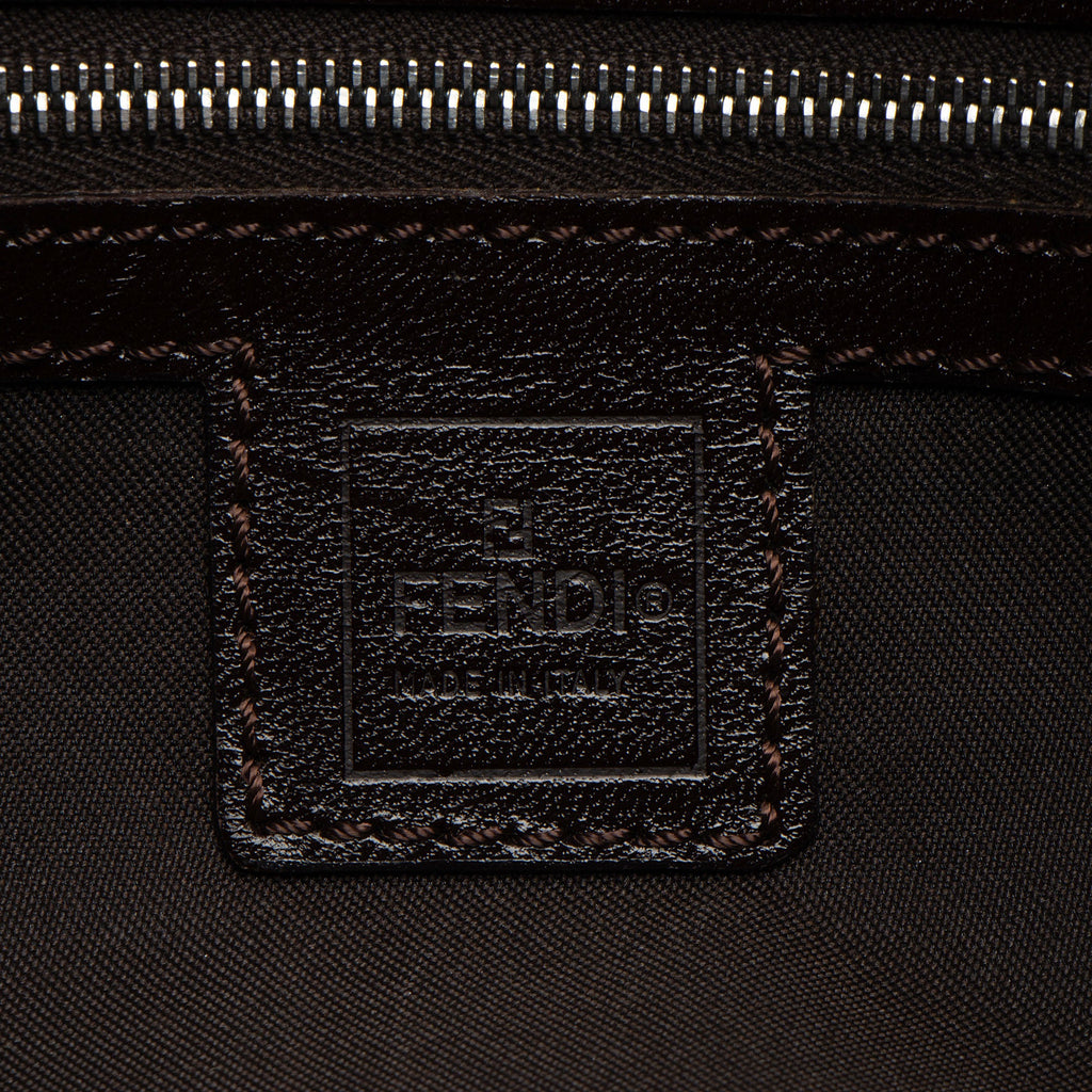 Fendi Zucca Zip Top Shoulder Bag (SHF-RhBEmx)