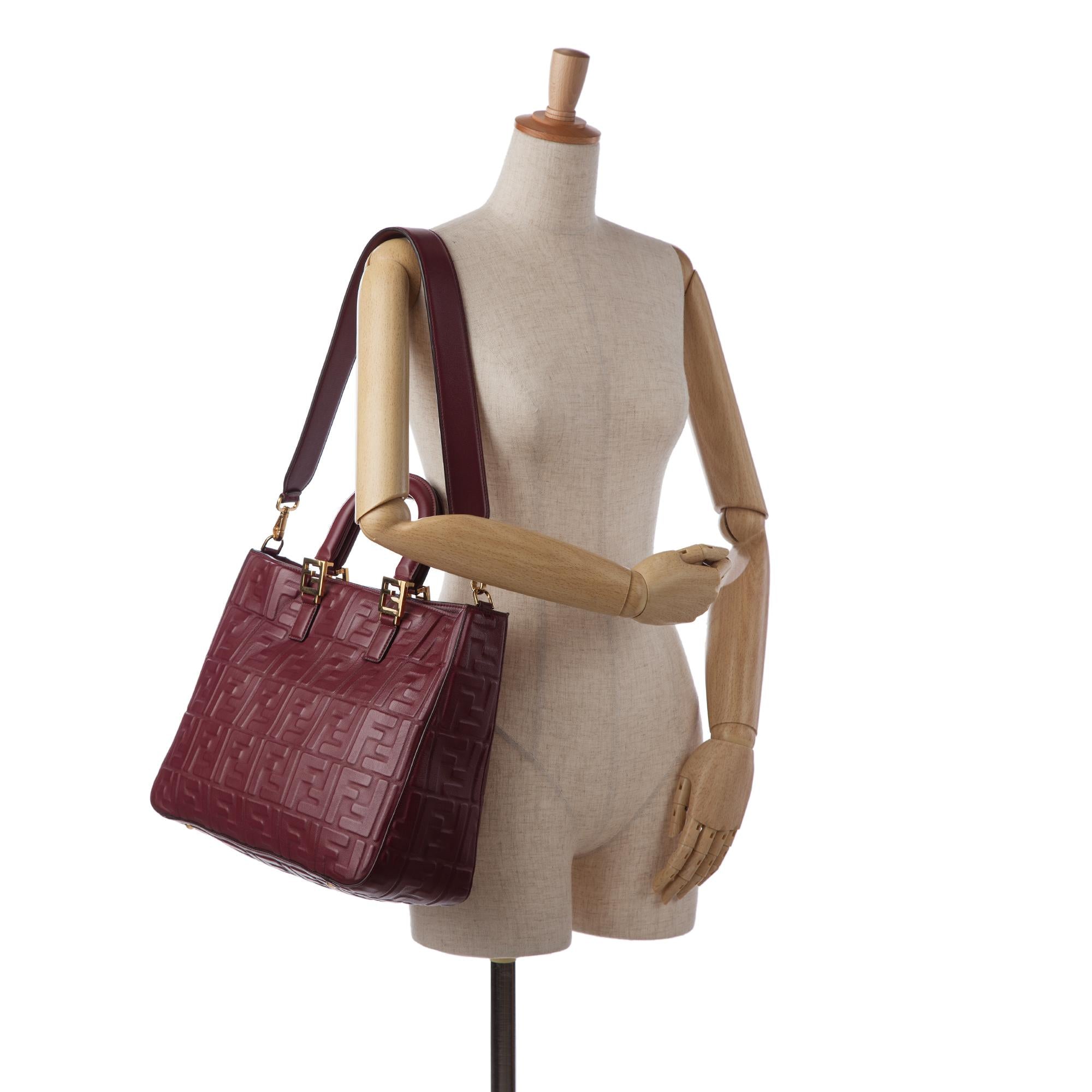 Fendi Zucca Embossed Leather Satchel (SHG-Th9GBp)
