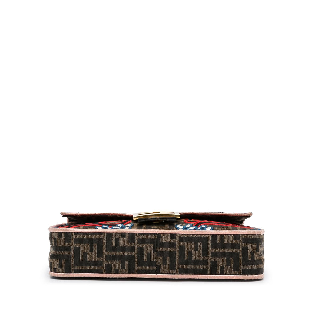 Fendi Zucca Embroidered Karligraphy Baguette (SHG-tbdDOJ)