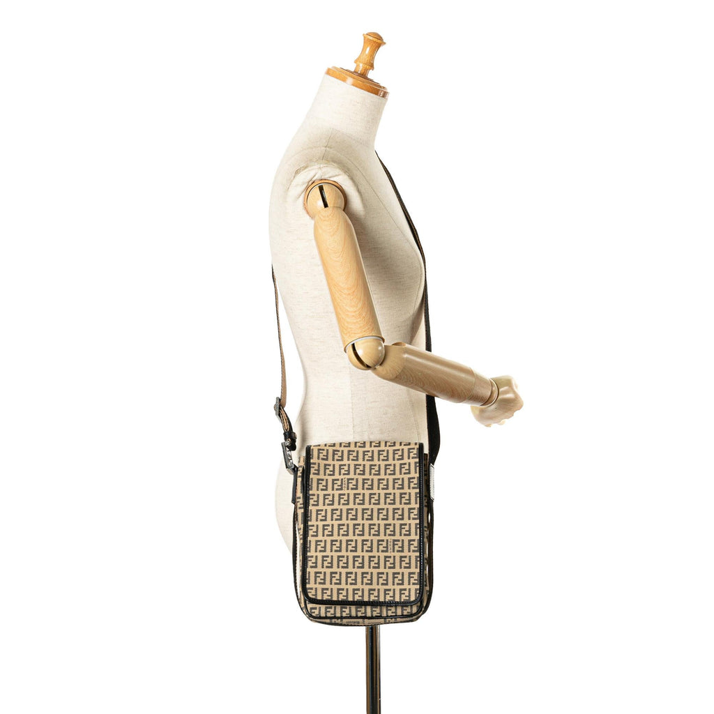 Fendi Zucchino Canvas Crossbody (SHG-a0GEAU)