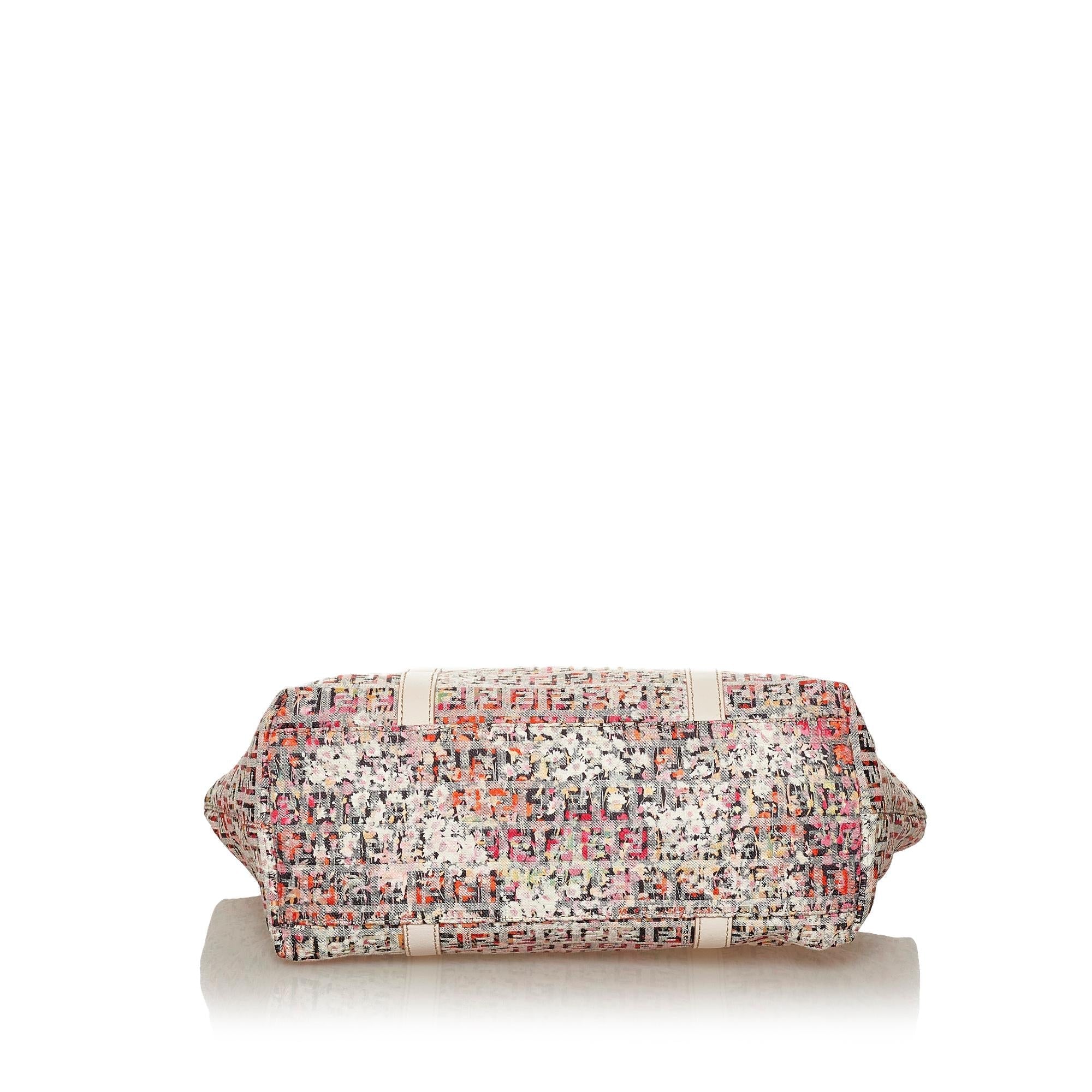Fendi Zucchino Floral Tote Bag (SHG-28531)