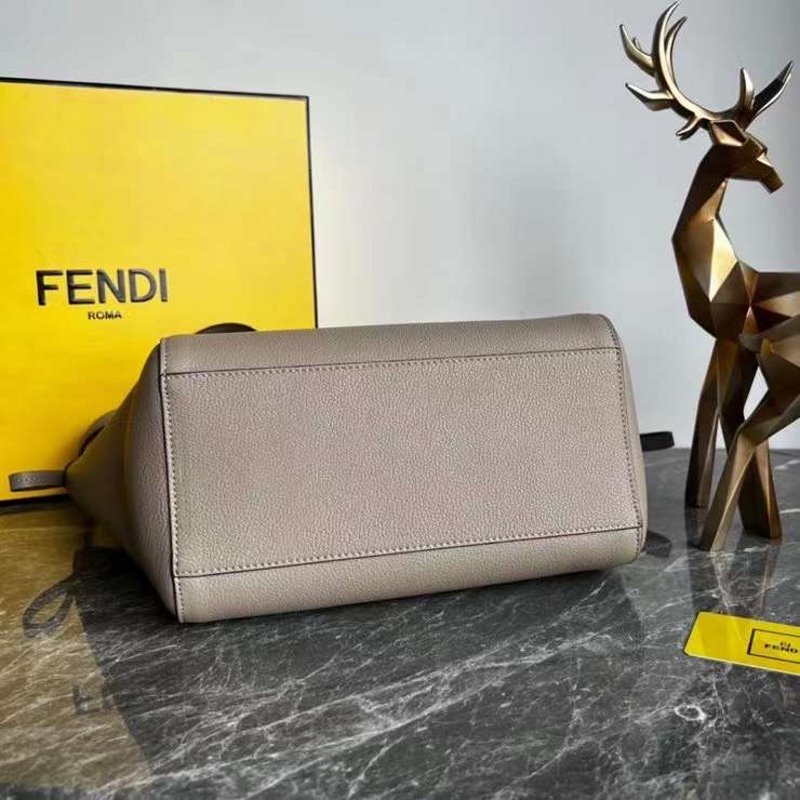 Fendi Classic Folding Leather Bag BGMP1731