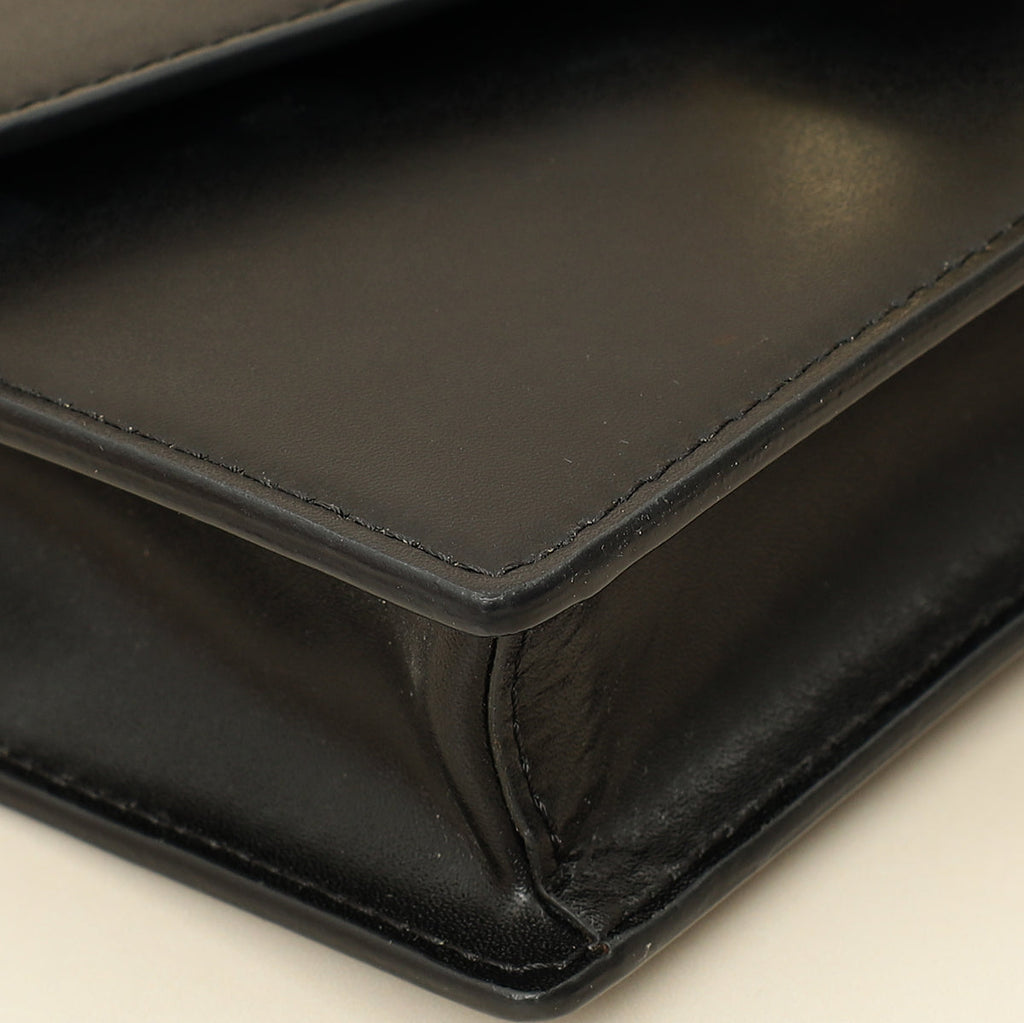 Fendi Black Medium Envelope Wallet on Chain