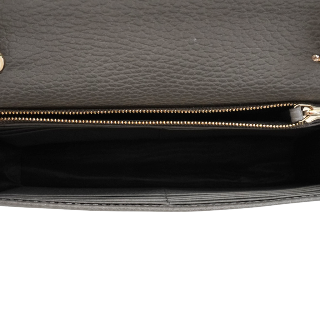 Gucci 'GG' Wallet On Chain