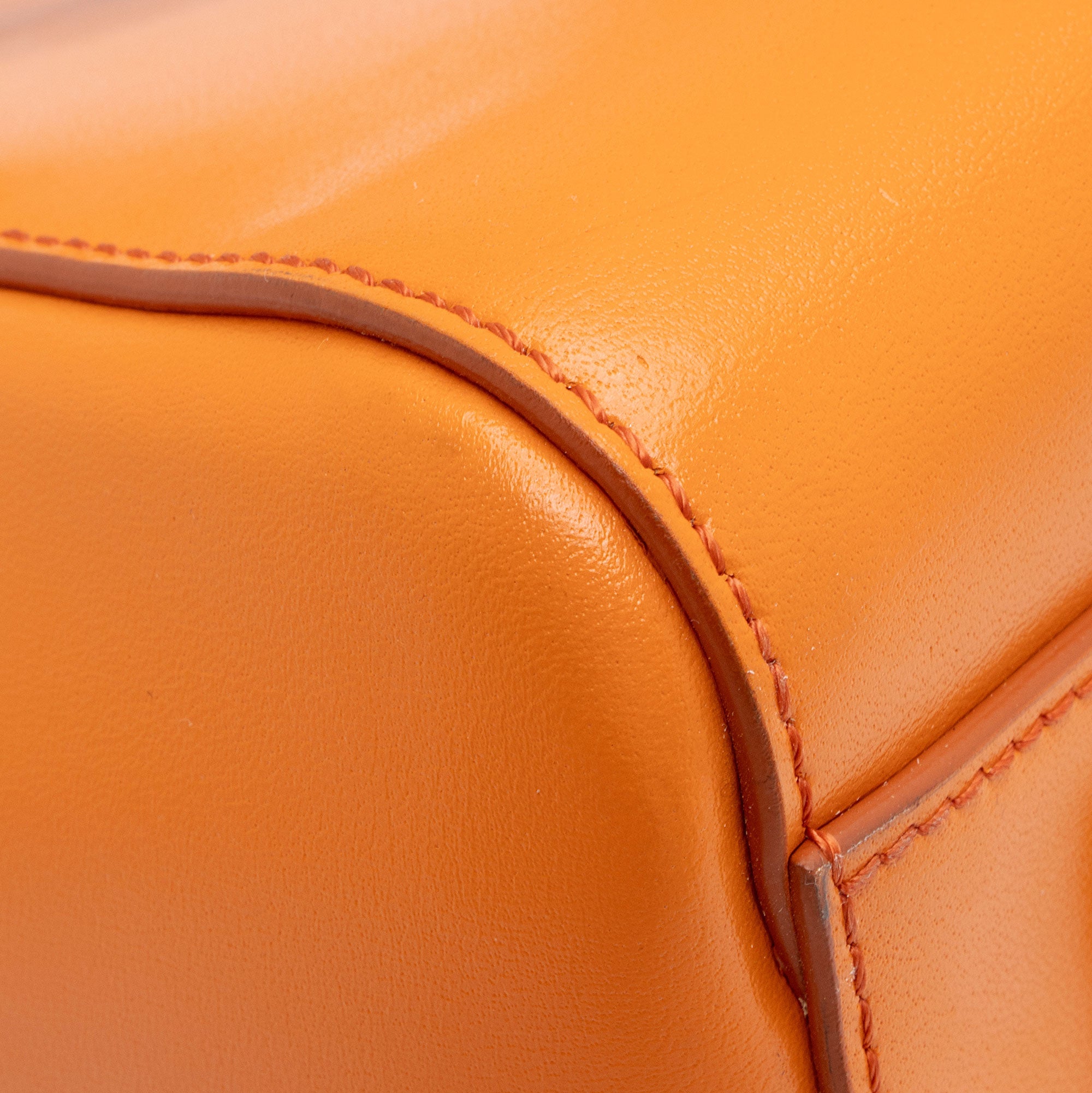Givenchy Calfskin Antigona Medium Satchel (SHF-RyblZ9)