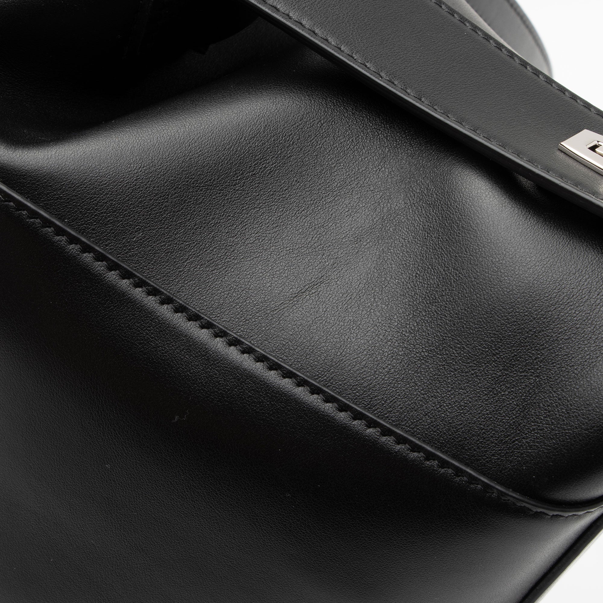 Givenchy Calfskin Soft Antigona Small Satchel (SHF-PjUtz8)