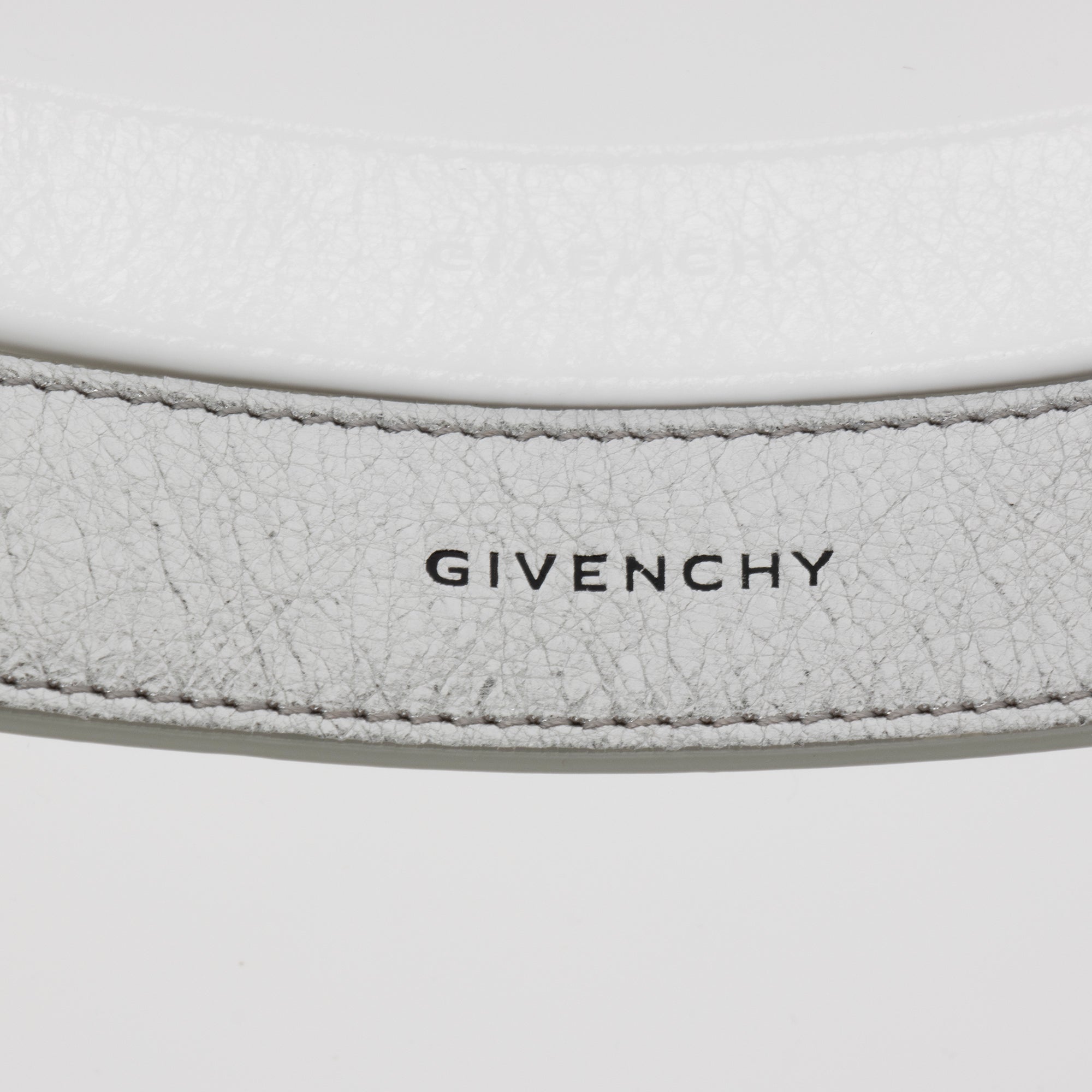 Givenchy Metallic Calfskin Moon Cut Out Mini G Cube Chain Bag (SHF-cJqTKf)
