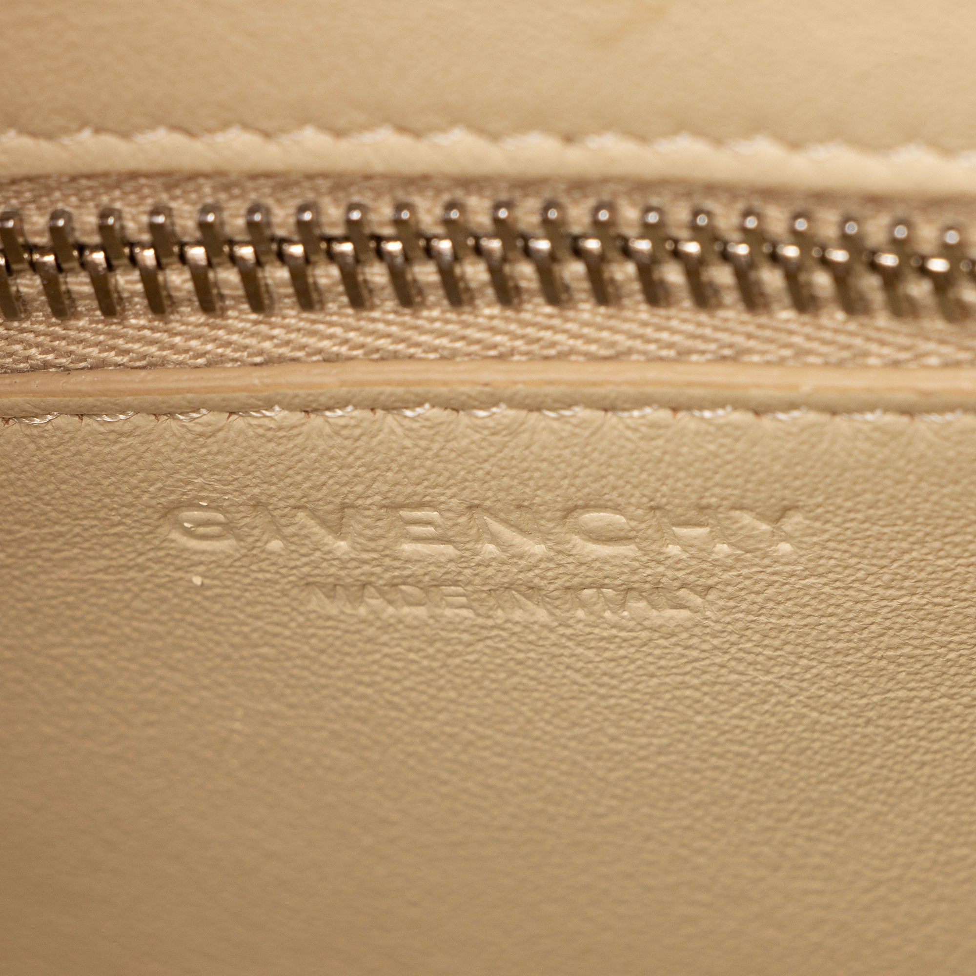 Givenchy Pebbled Calfskin Horizon Small Tote