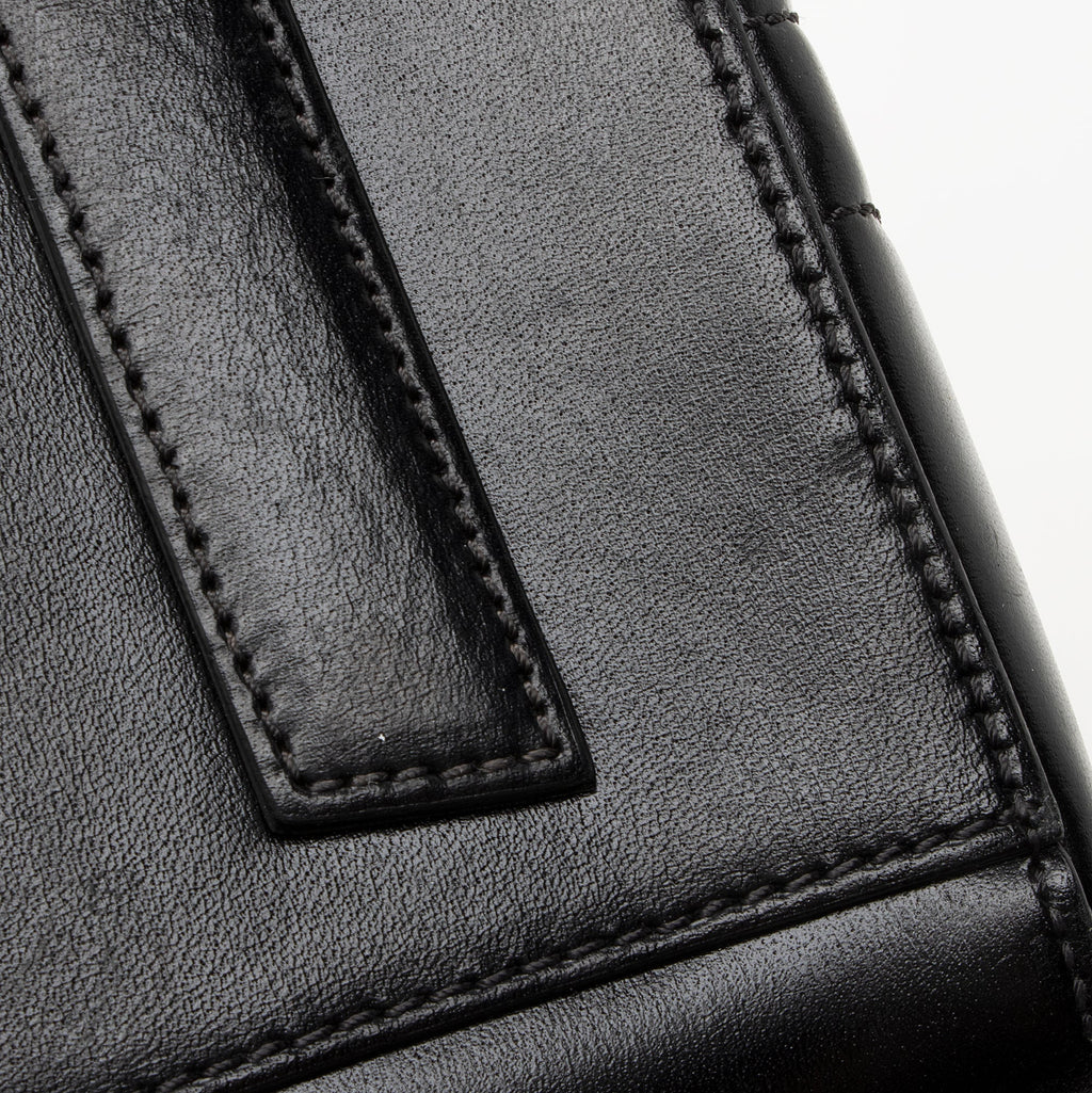 Givenchy Smooth Calfskin Antigona Small Satchel (SHF-22163)