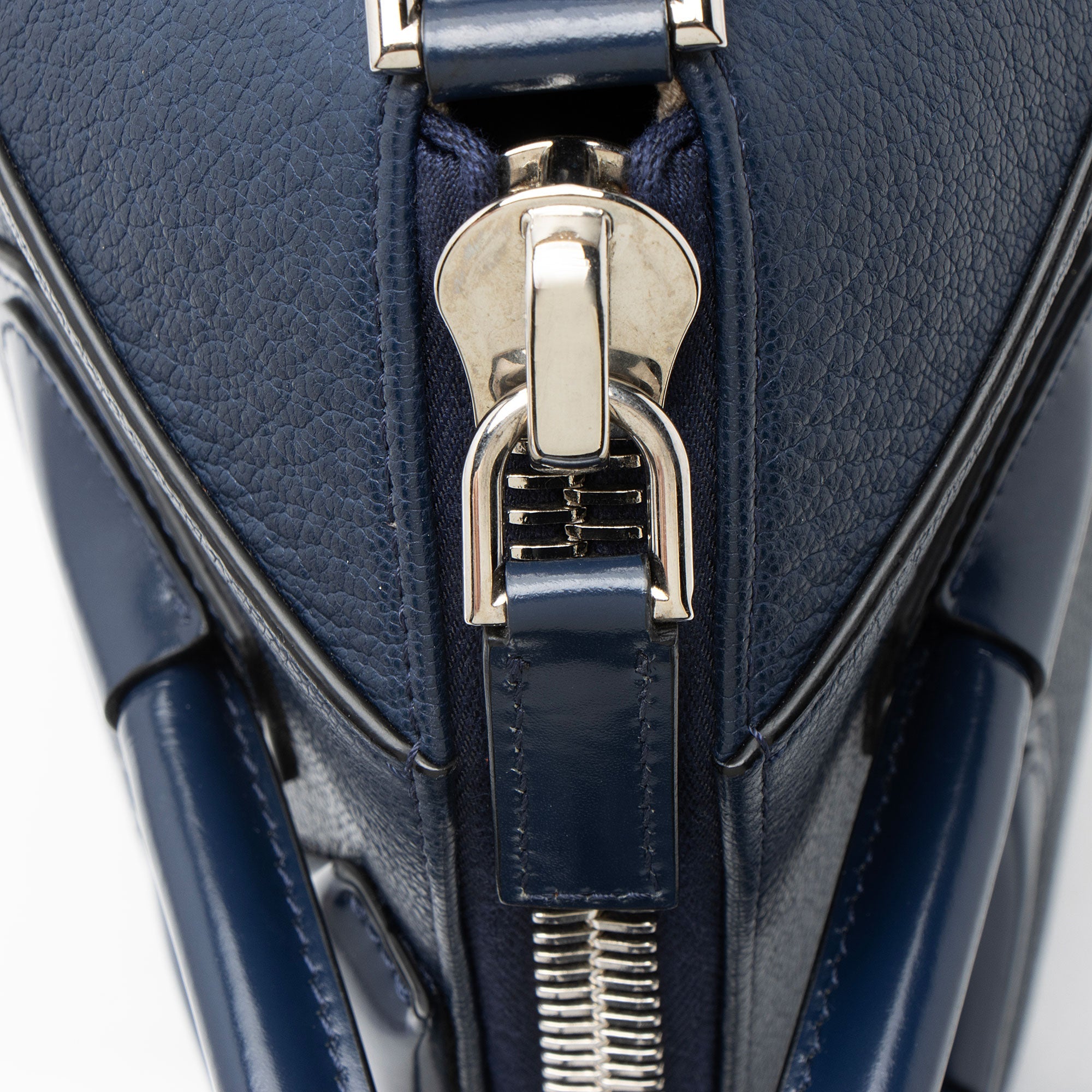 Givenchy Sugar Goatskin Antigona Small Satchel
